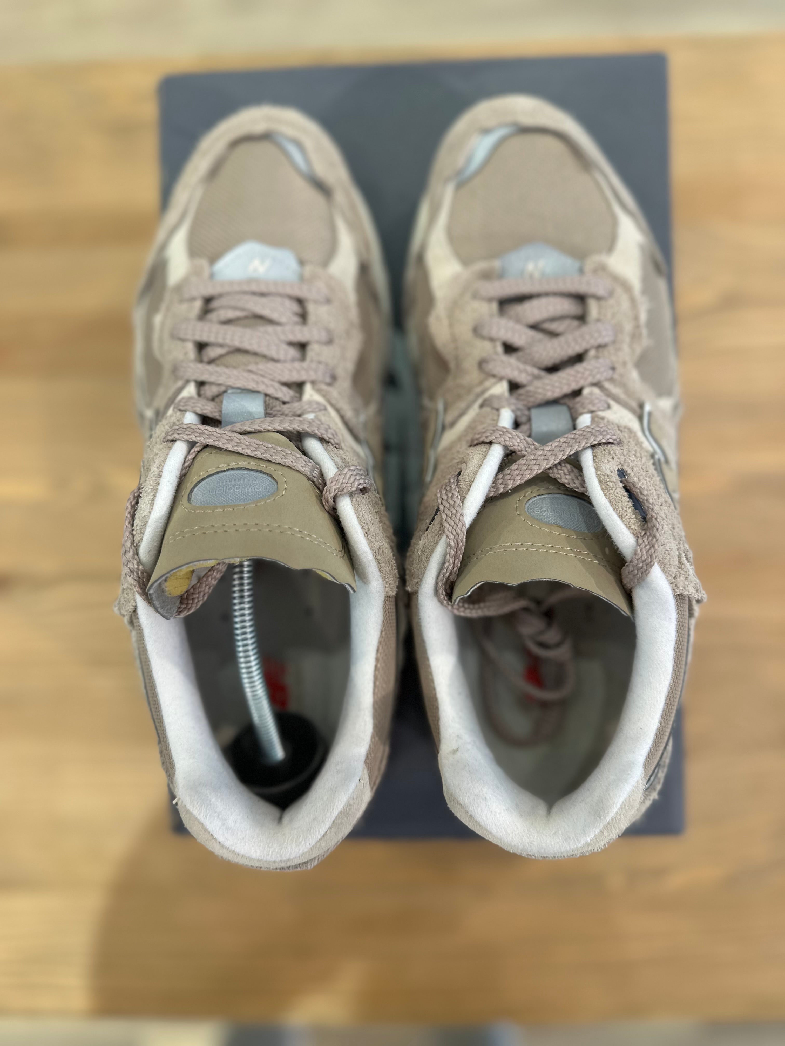 New balance 2002R protection pack driftwood ( taille 42 )