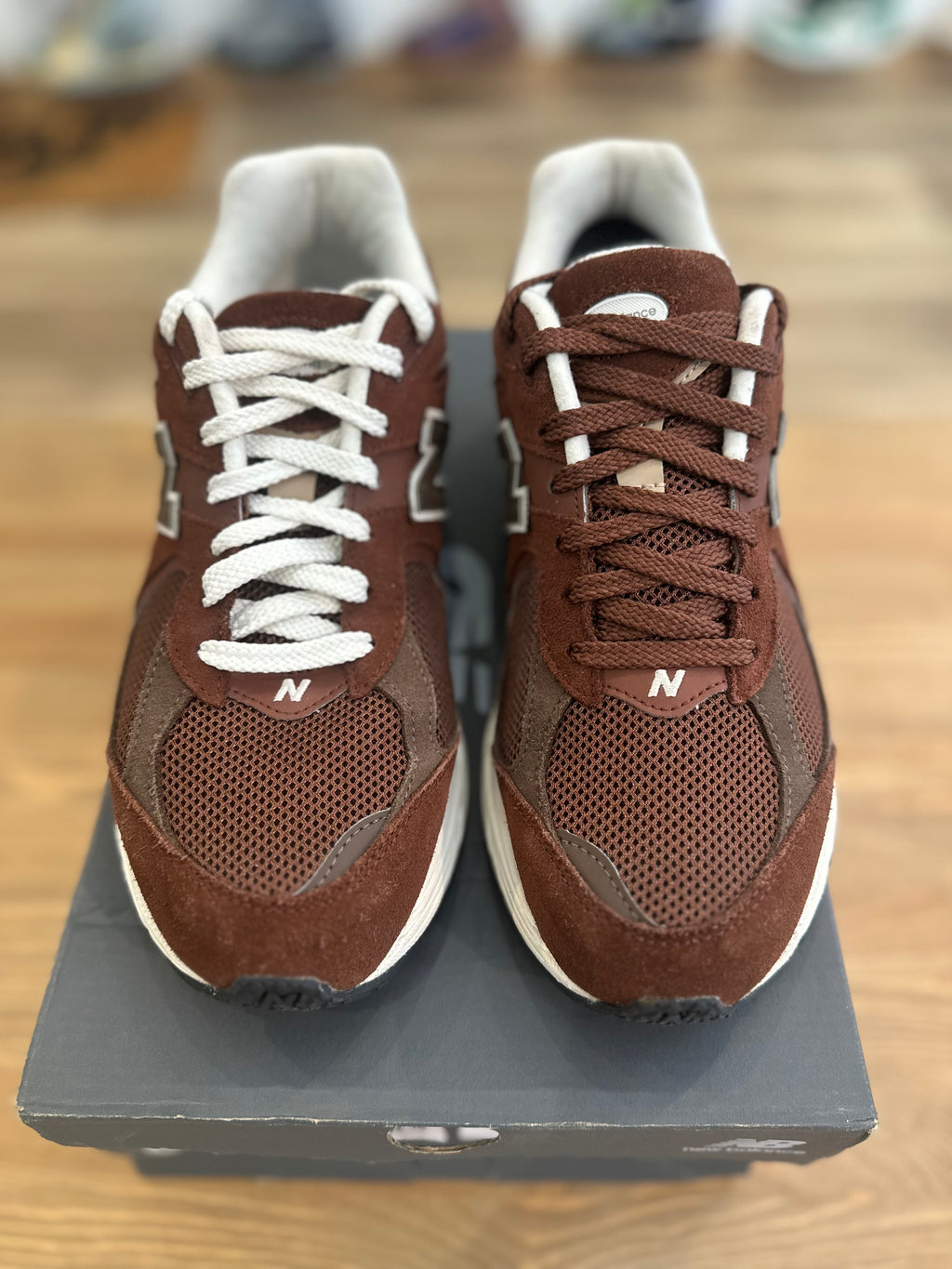 New balance 2002r rich oak dark ( taille 42,5 )