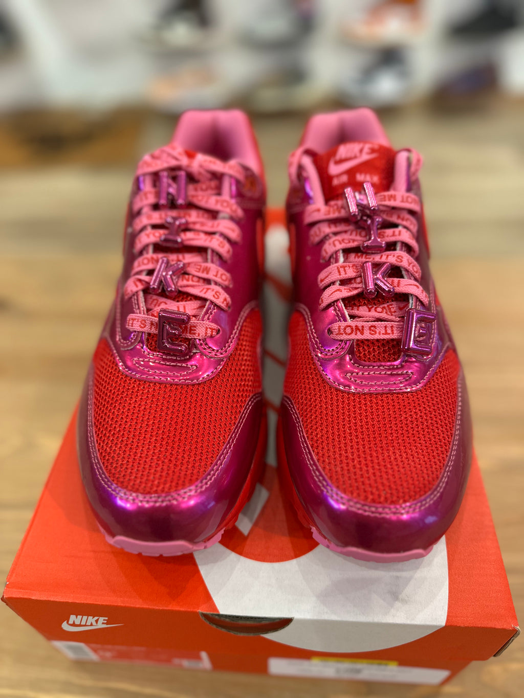 Nike air Max 1 valentines day ( taille 43 )