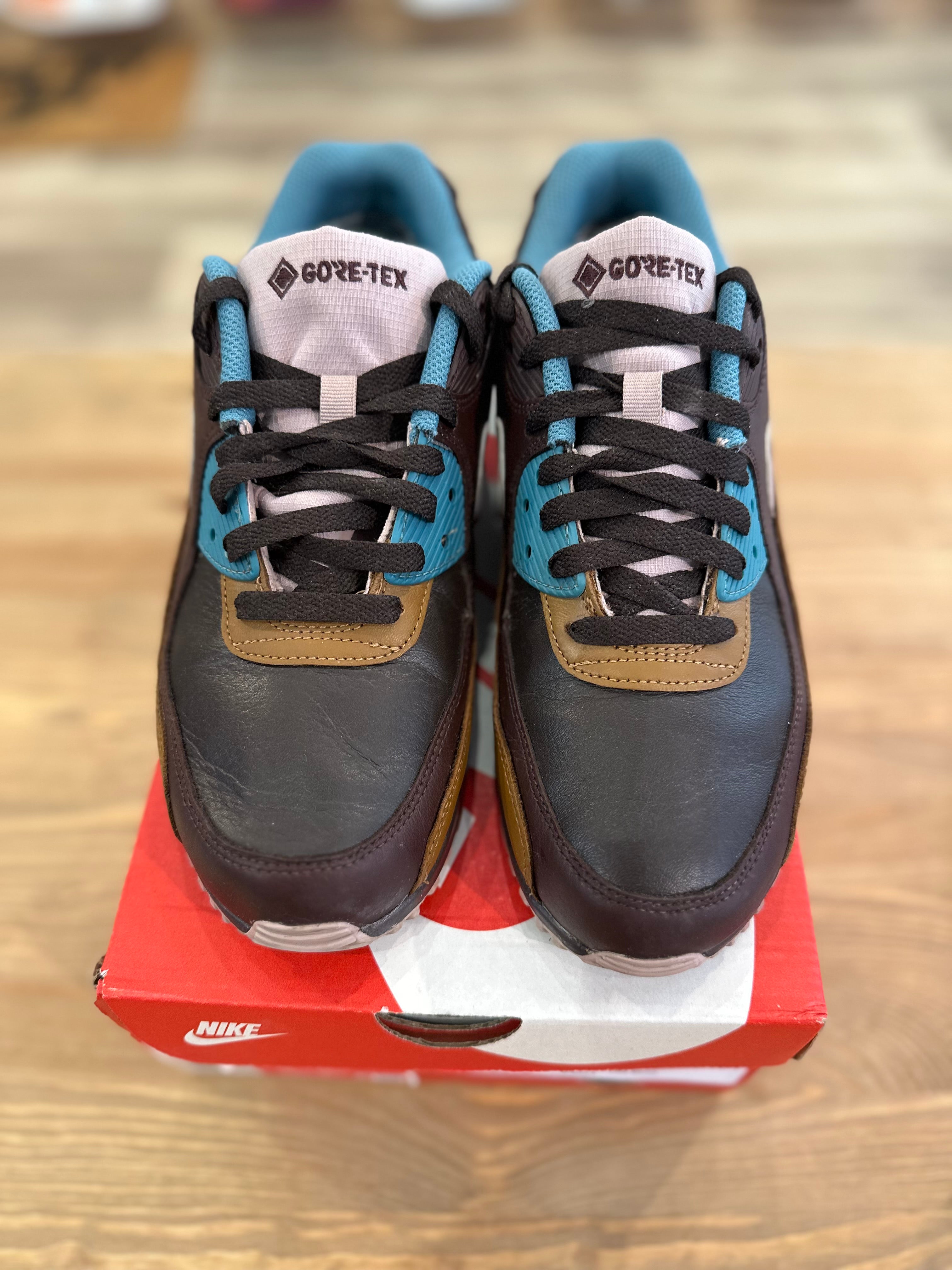 Nike air Max 90 goretex velvet Brown ( taille 41 )