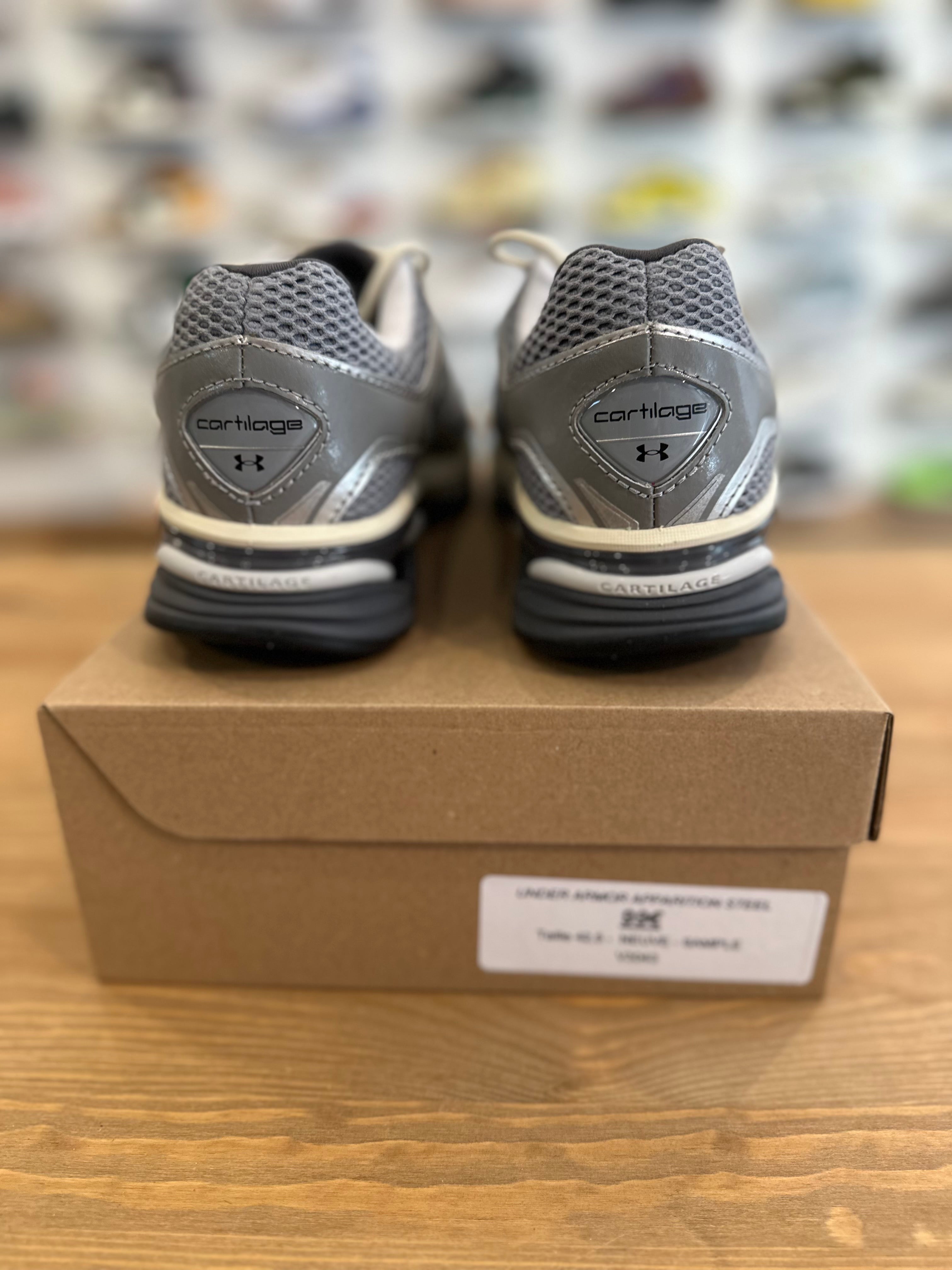Under armor apparition Steel ( taille 42,5 )