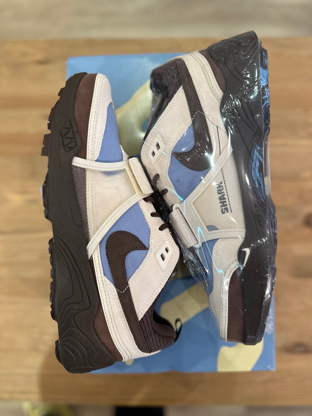 Nike zoom field jaxx Travis Scott ( taille 44 )
