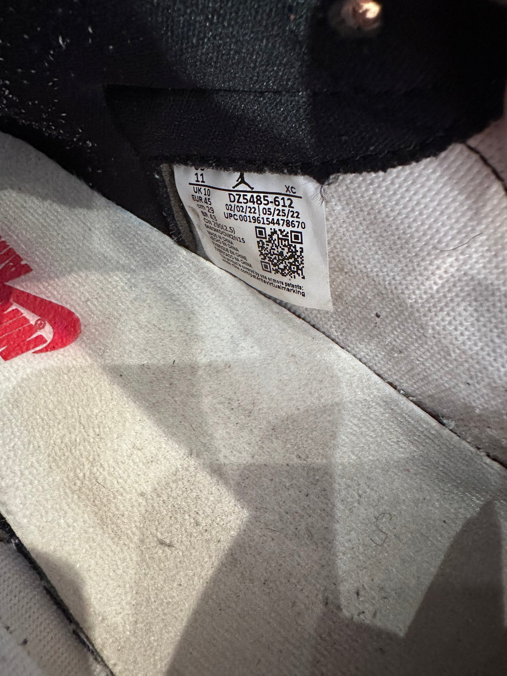 Nike Jordan 1 high lost and found ( taille 45 )