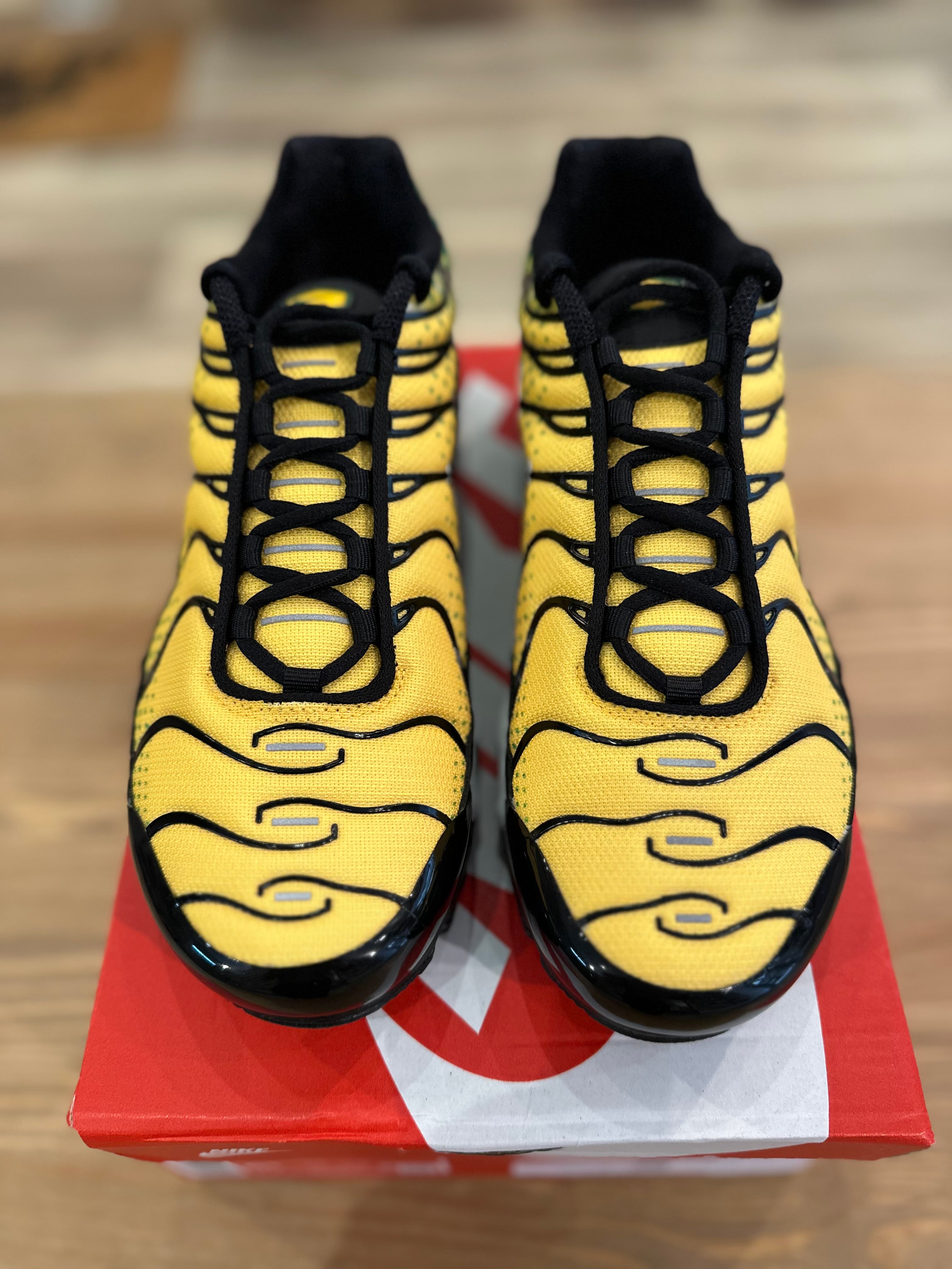 Nike air Max plus varsity maize ( taille 38 )