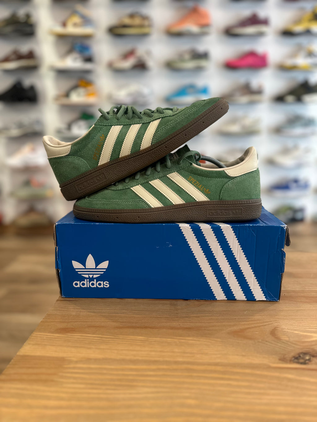 Adidas handball Spezial preloved Green ( taille 41 1/3 )