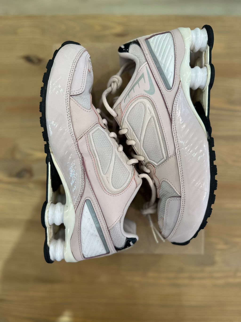 Nike shox enigma 9000 pink
