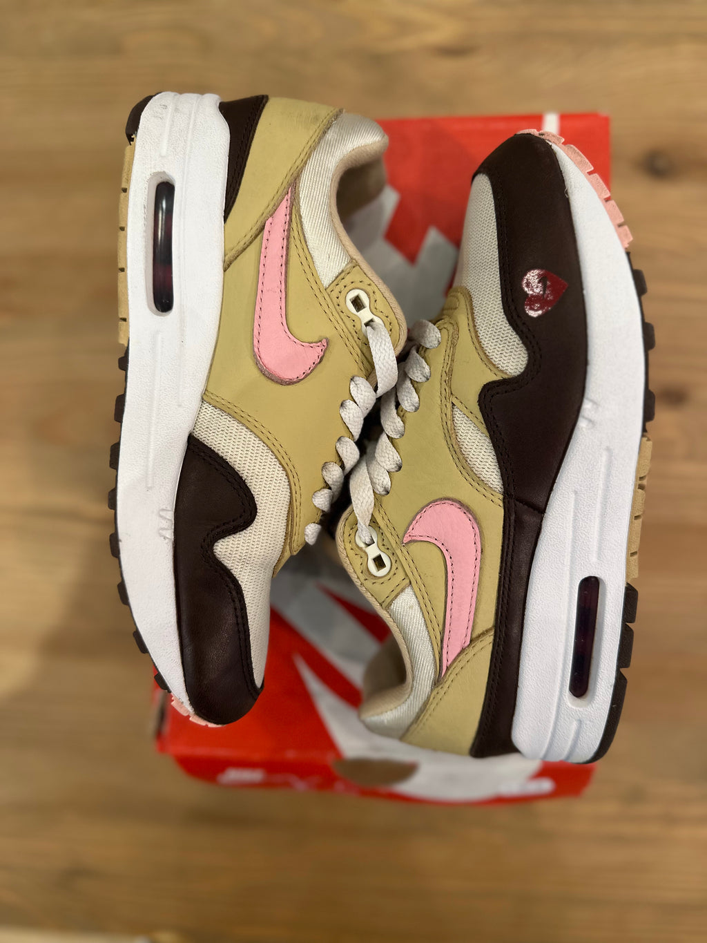 Nike air Max 1 valentines day