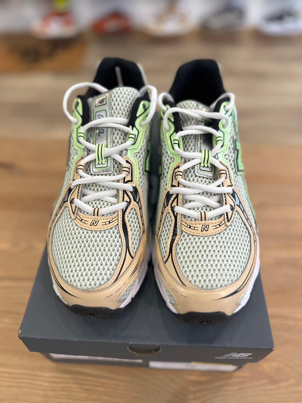 New balance 740 mint flash ( taille 44 )
