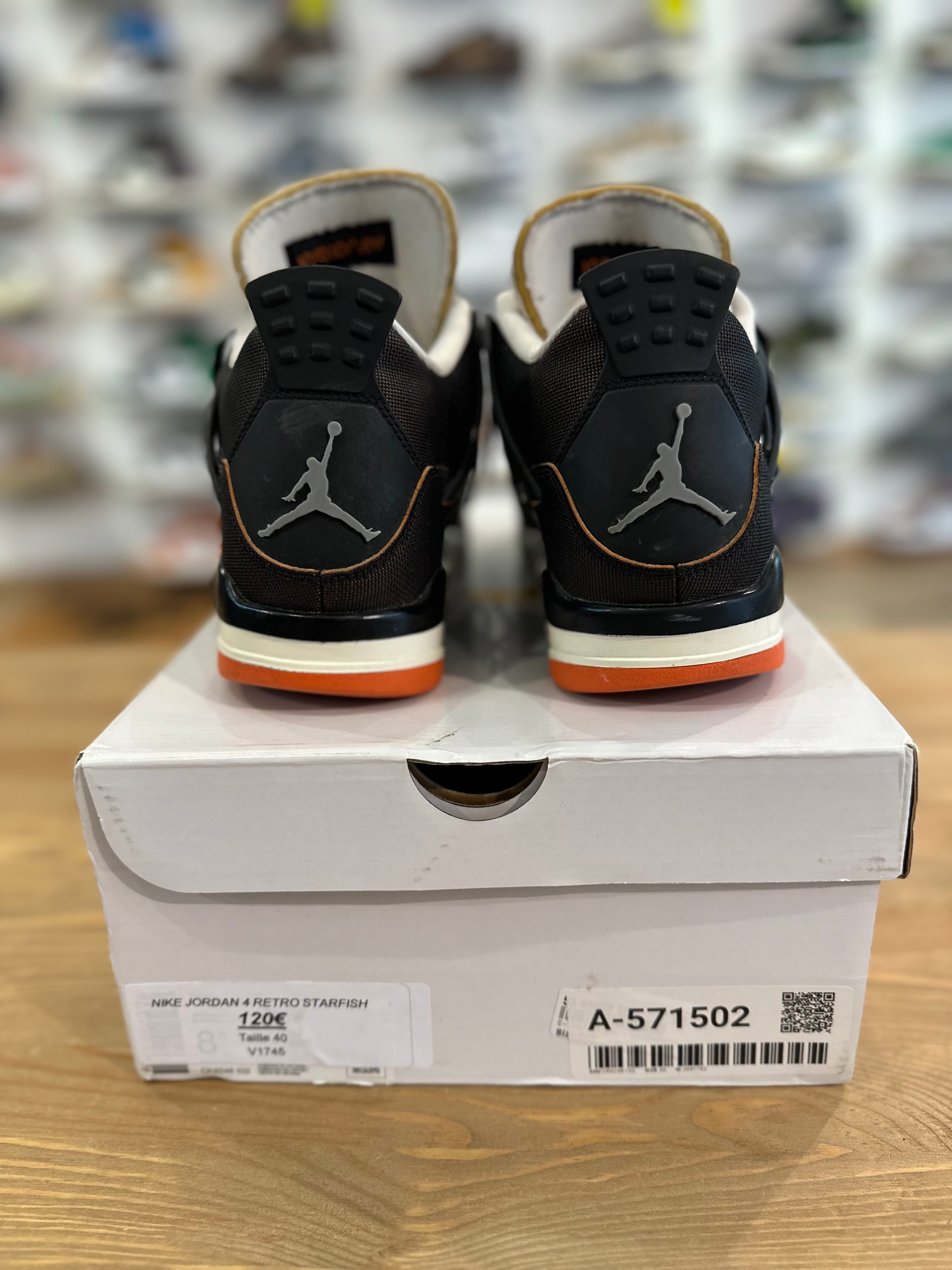 Nike Jordan 4 rétro starfish ( taille 40 )