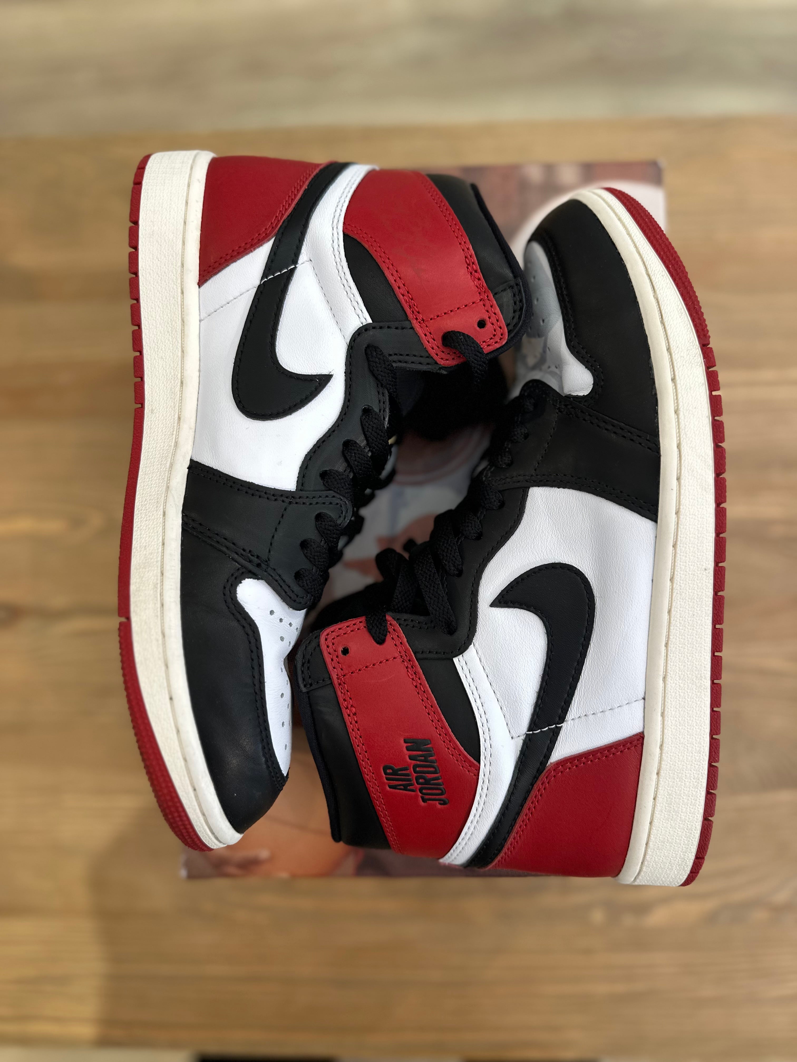 Nike Jordan 1 high bred toe reimagined ( taille 43 )