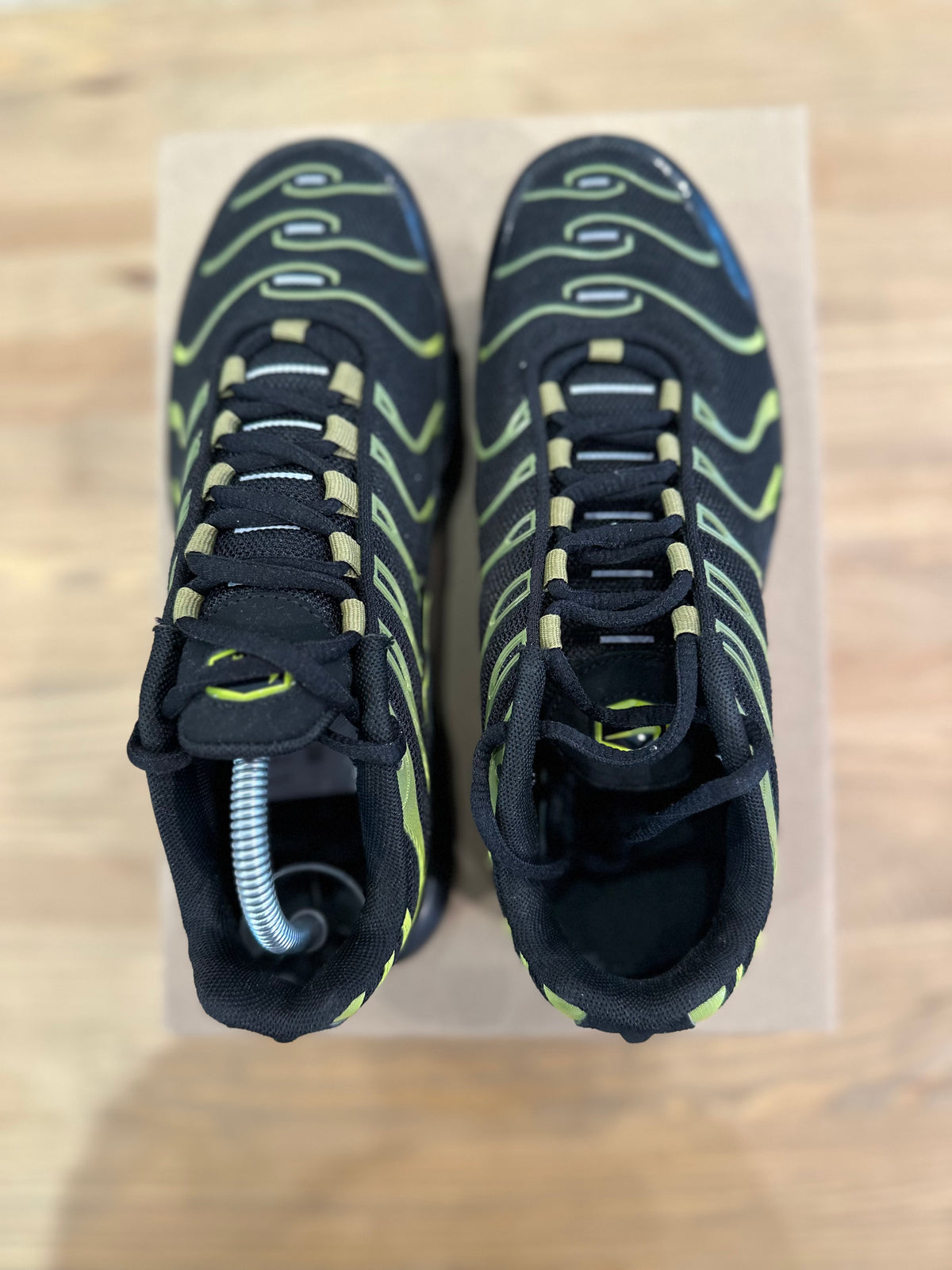 Nike air Max plus cyber ( taille 37,5 )