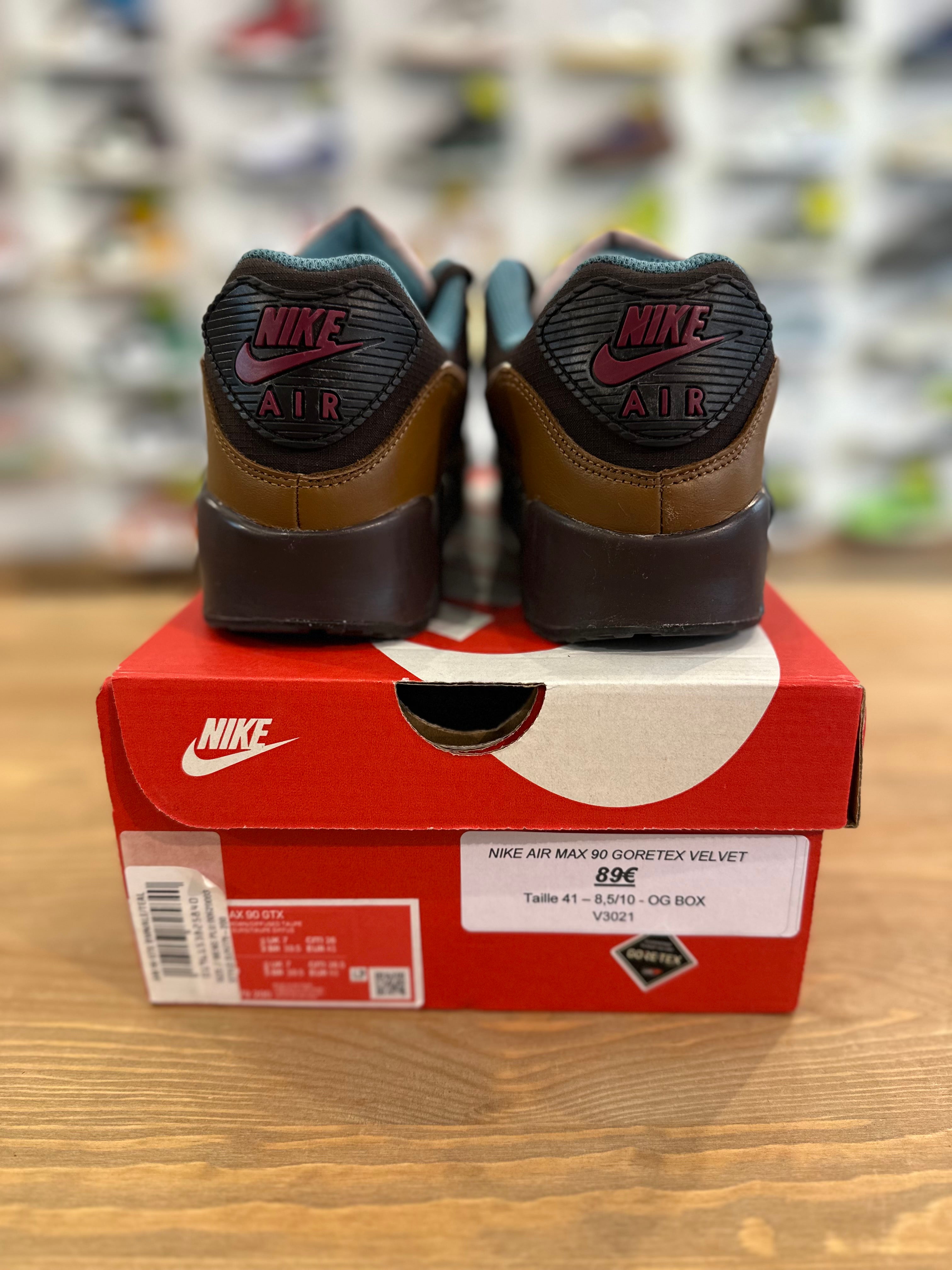 Nike air Max 90 goretex velvet Brown ( taille 41 )