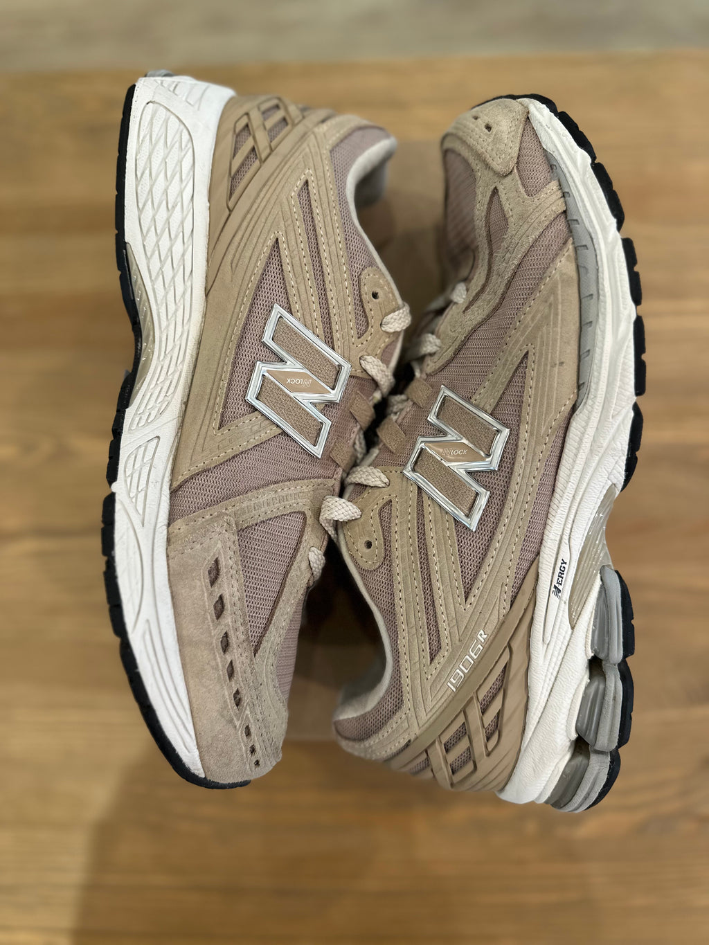 New balance 1906r mindful grey ( taille 45 )