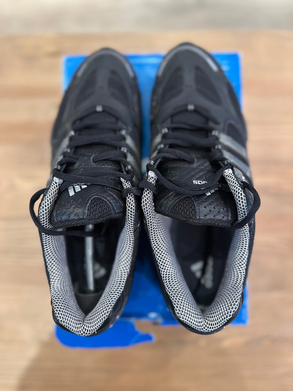 Adidas ozweego pro black core ( taille 44 2/3 )