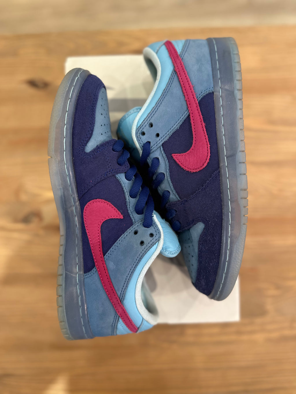 Nike sb dunk low run the jewels