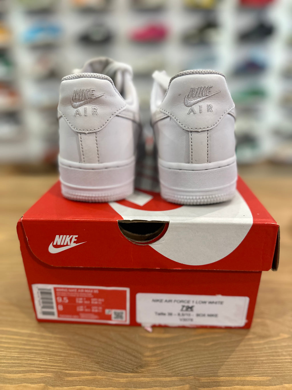 Nike air force 1 low triple White ( taille 39 )