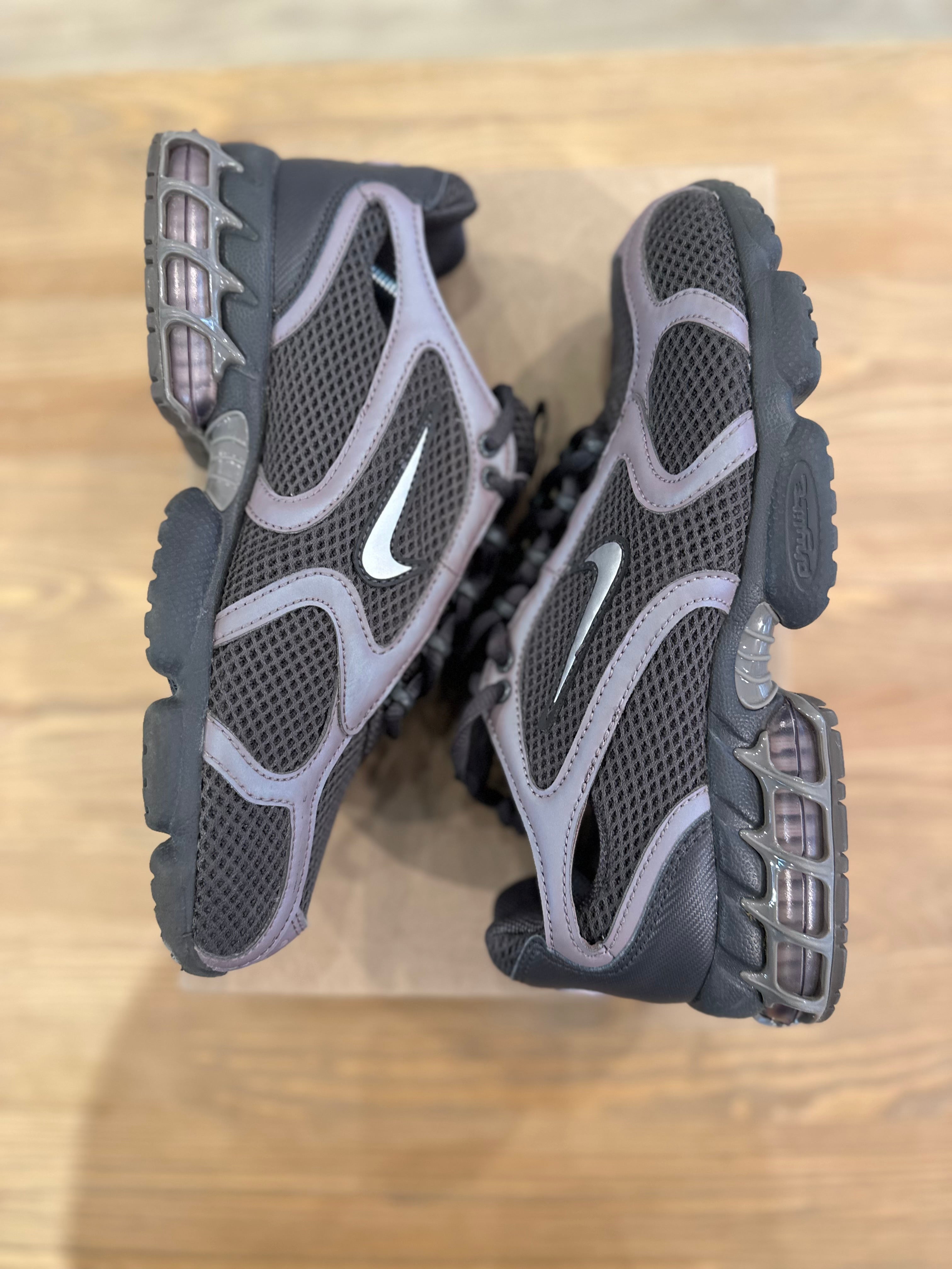 Nike air zoom spiridon cage 2 médium ( taille 40 )