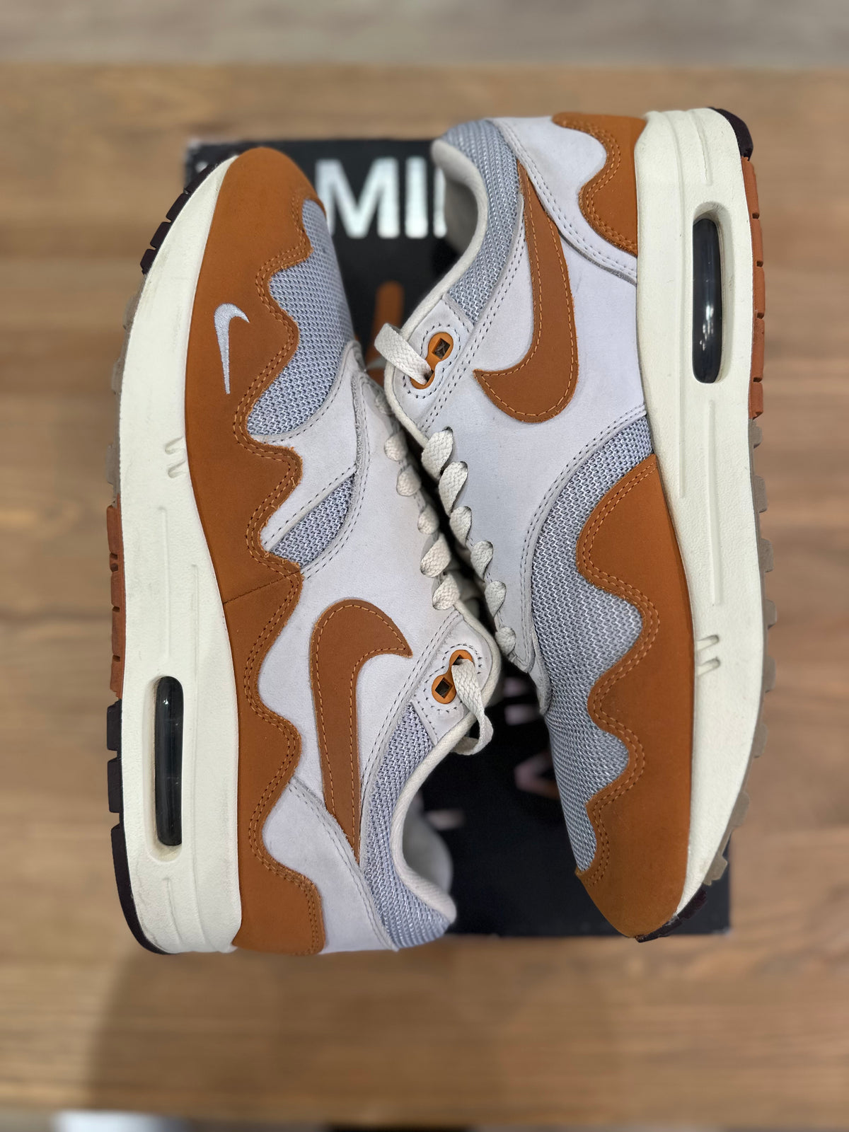 Nike air Max 1 Patta monarch ( taille 43 )