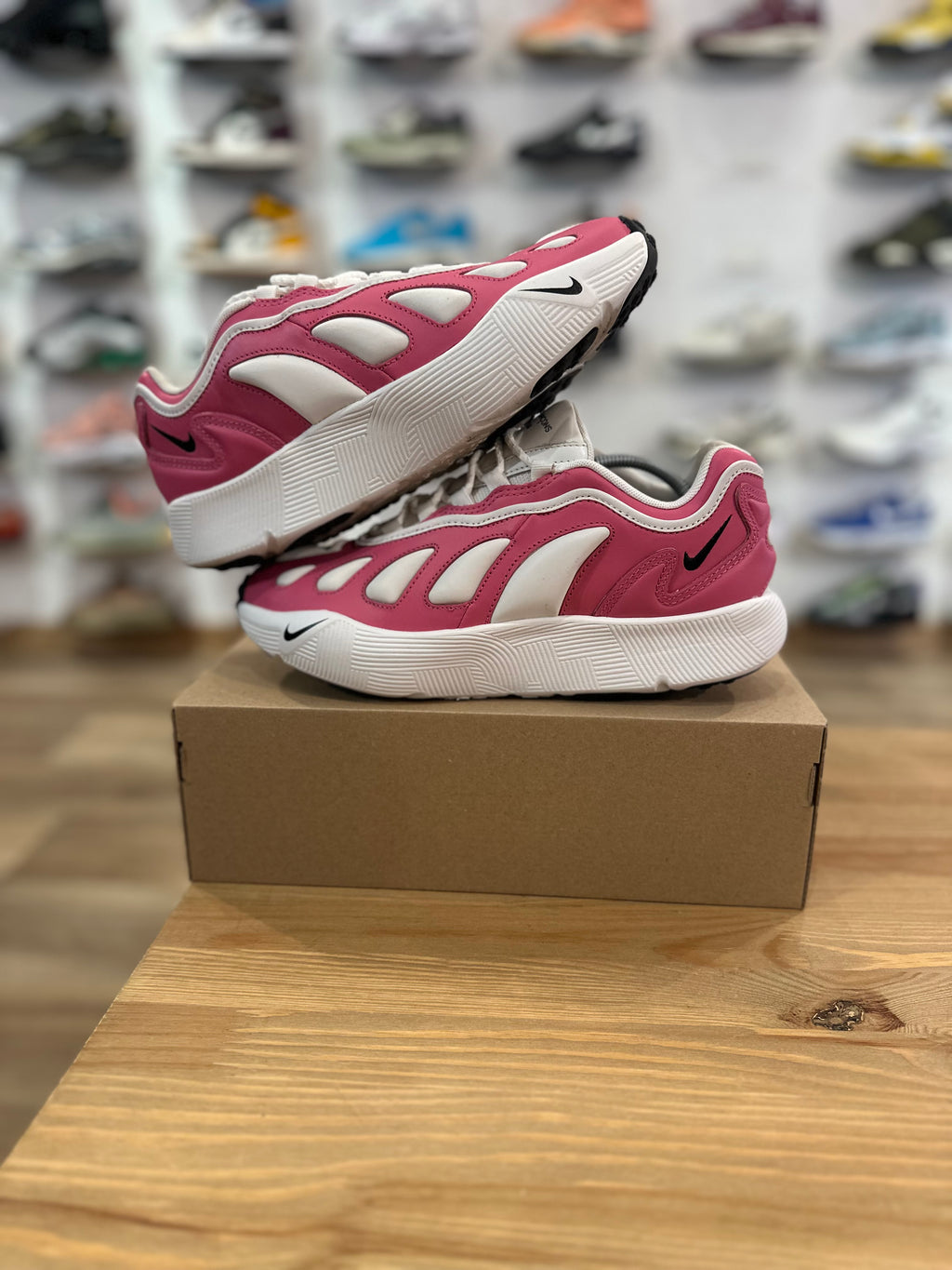 Nike sense 96 comme des garçons ( taille 40,5 )
