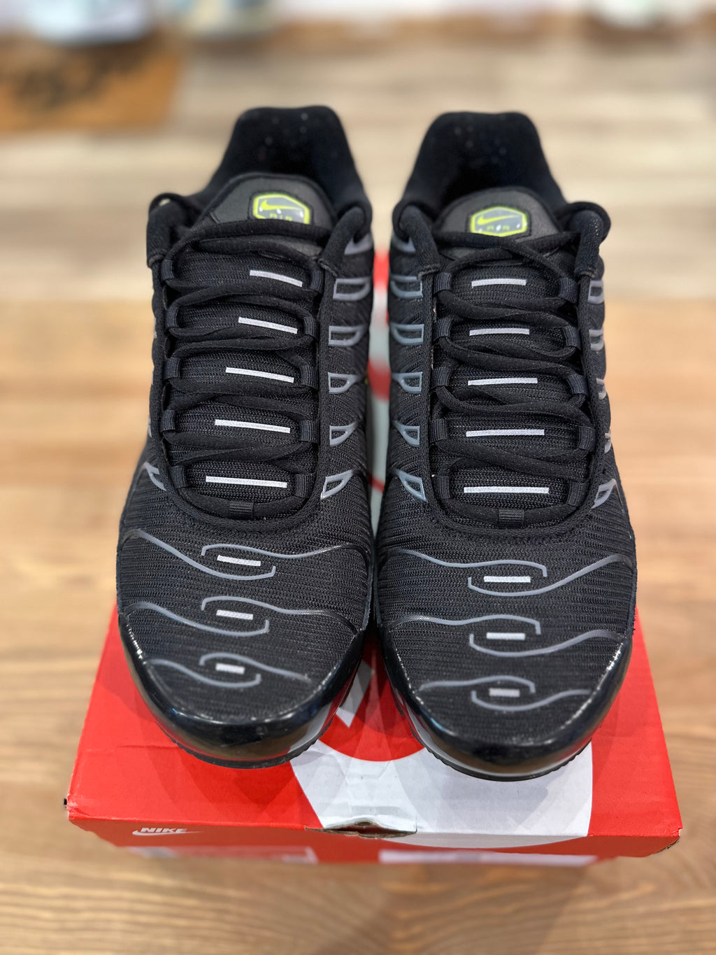 Nike air Max plus black volt ( taille 45 )