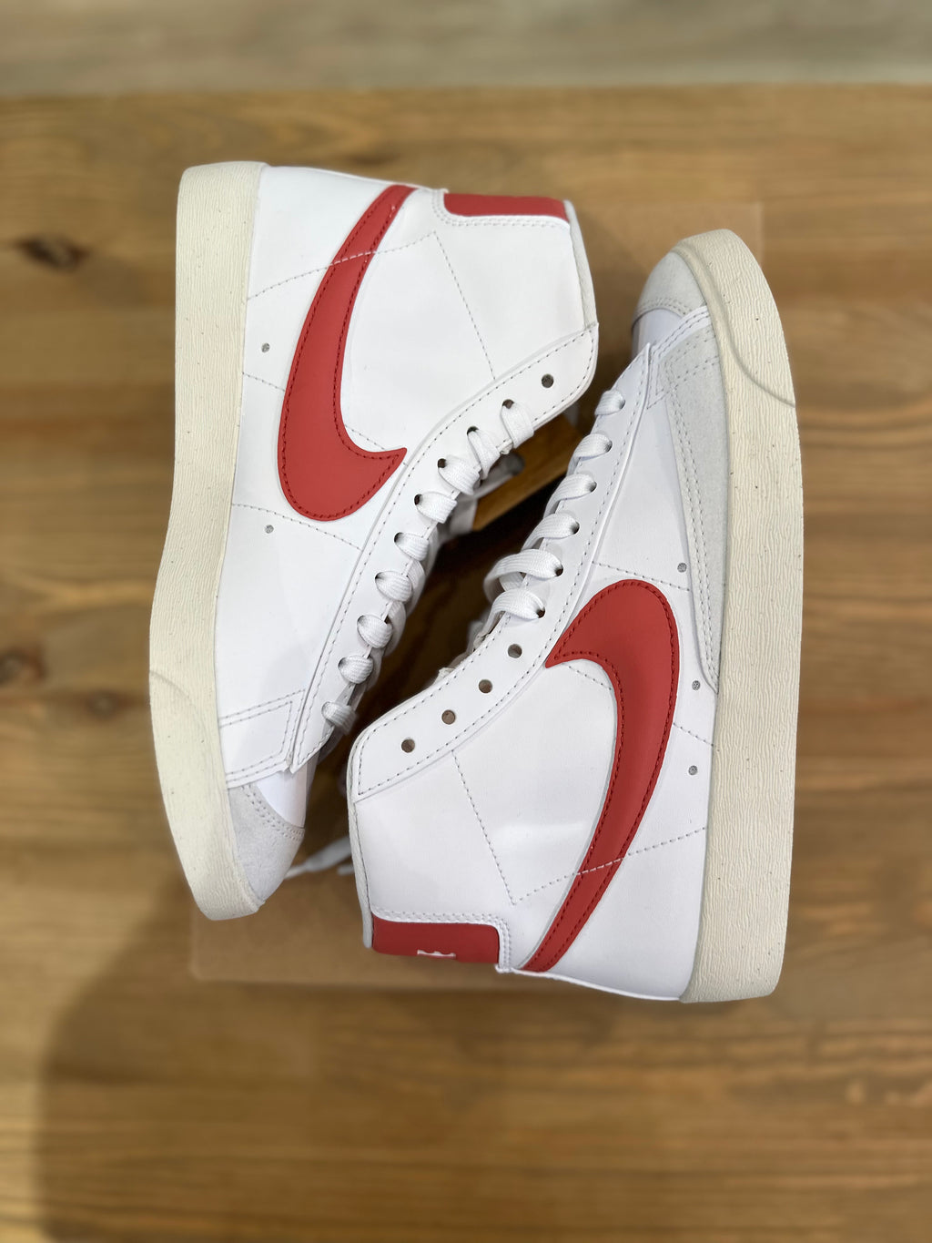 Nike blazer mid red ( taille 40 )