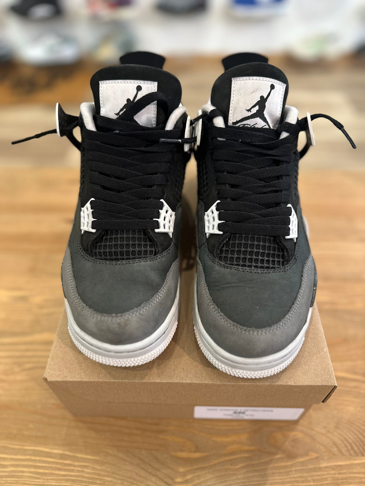 Nike Jordan 4 rétro fear ( taille 43 )
