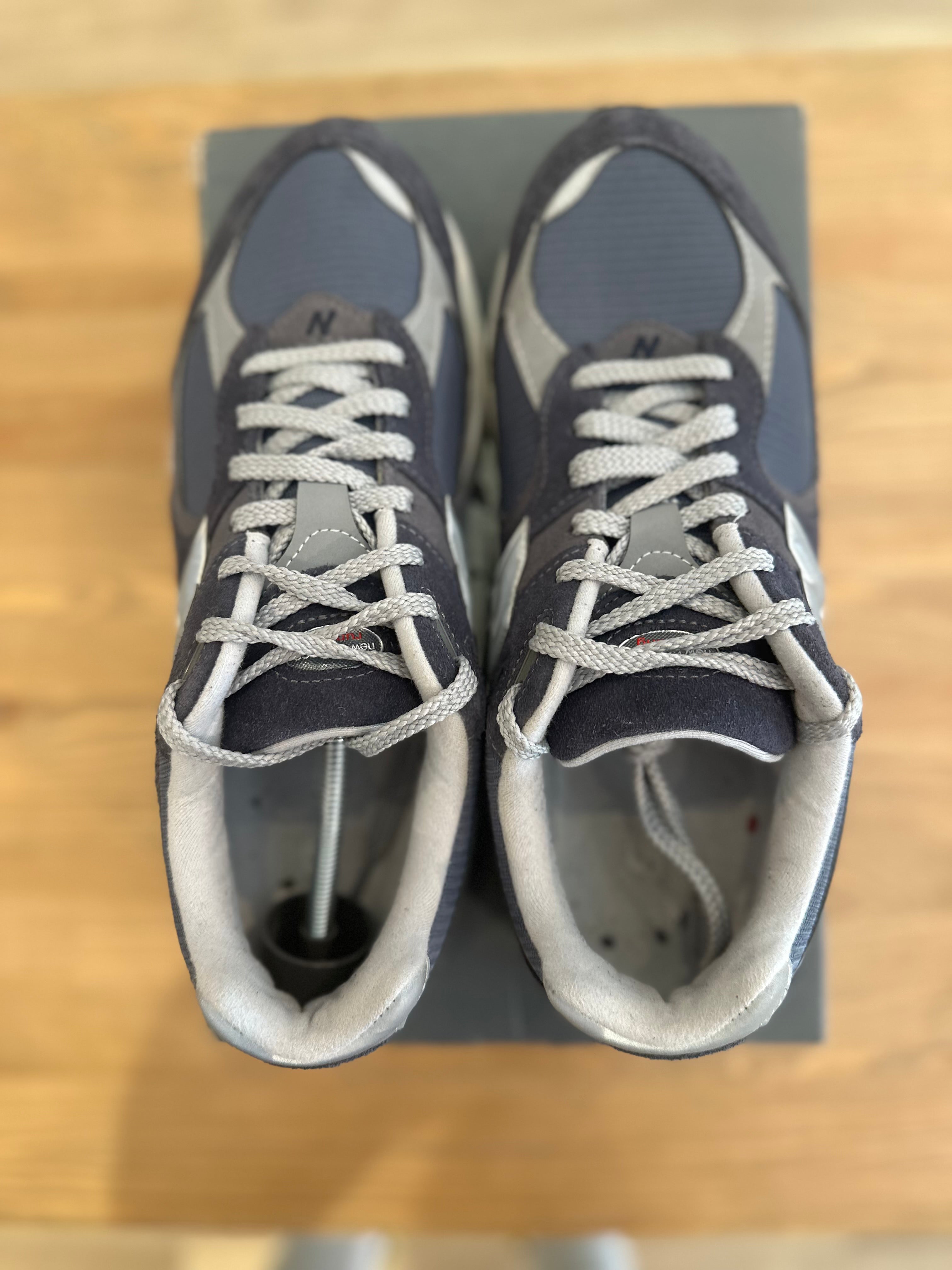 New balance 2002r eclipse ( taille 44,5 )