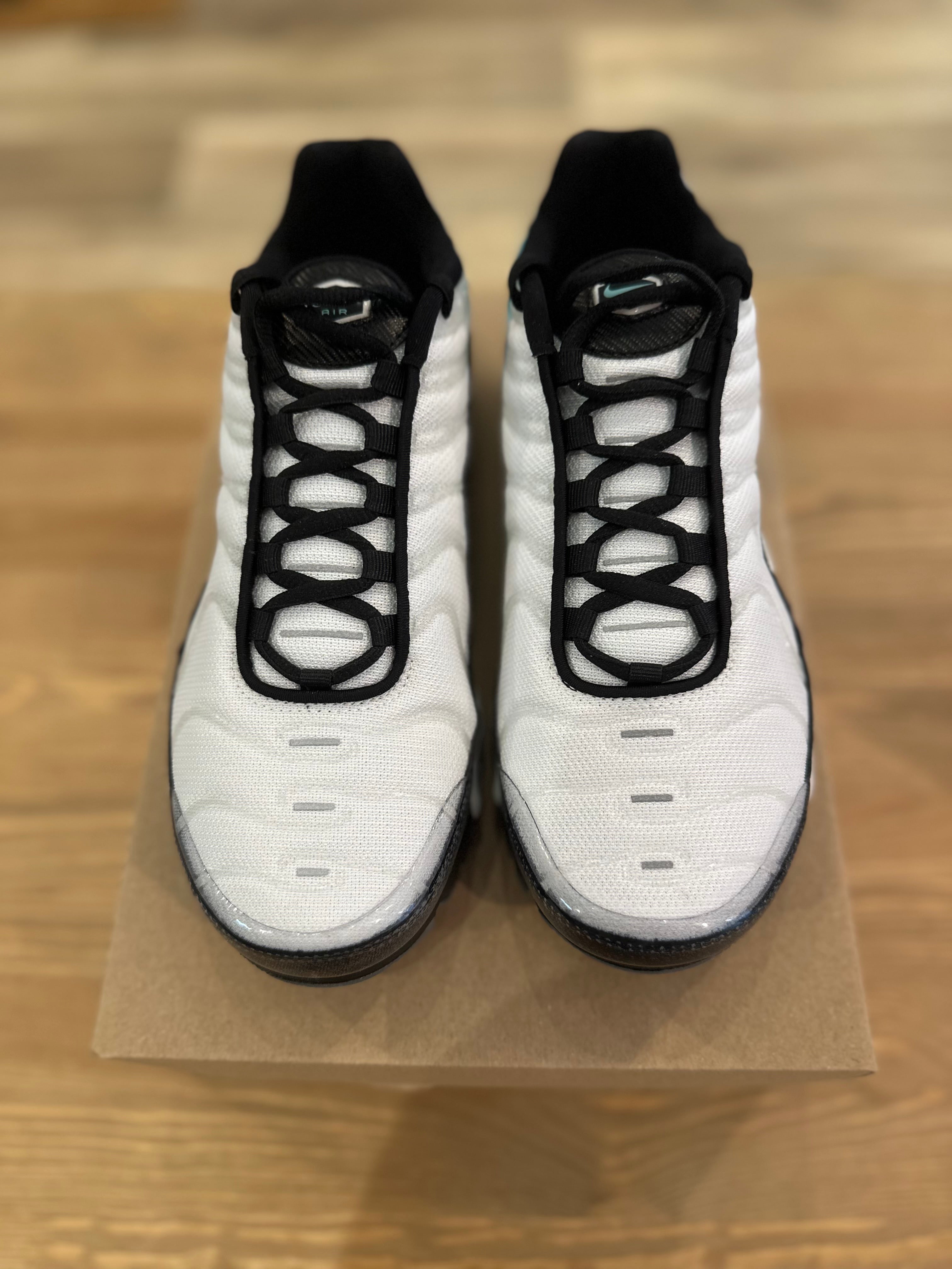 Nike air Max plus hyper blue ( taille 38,5 )