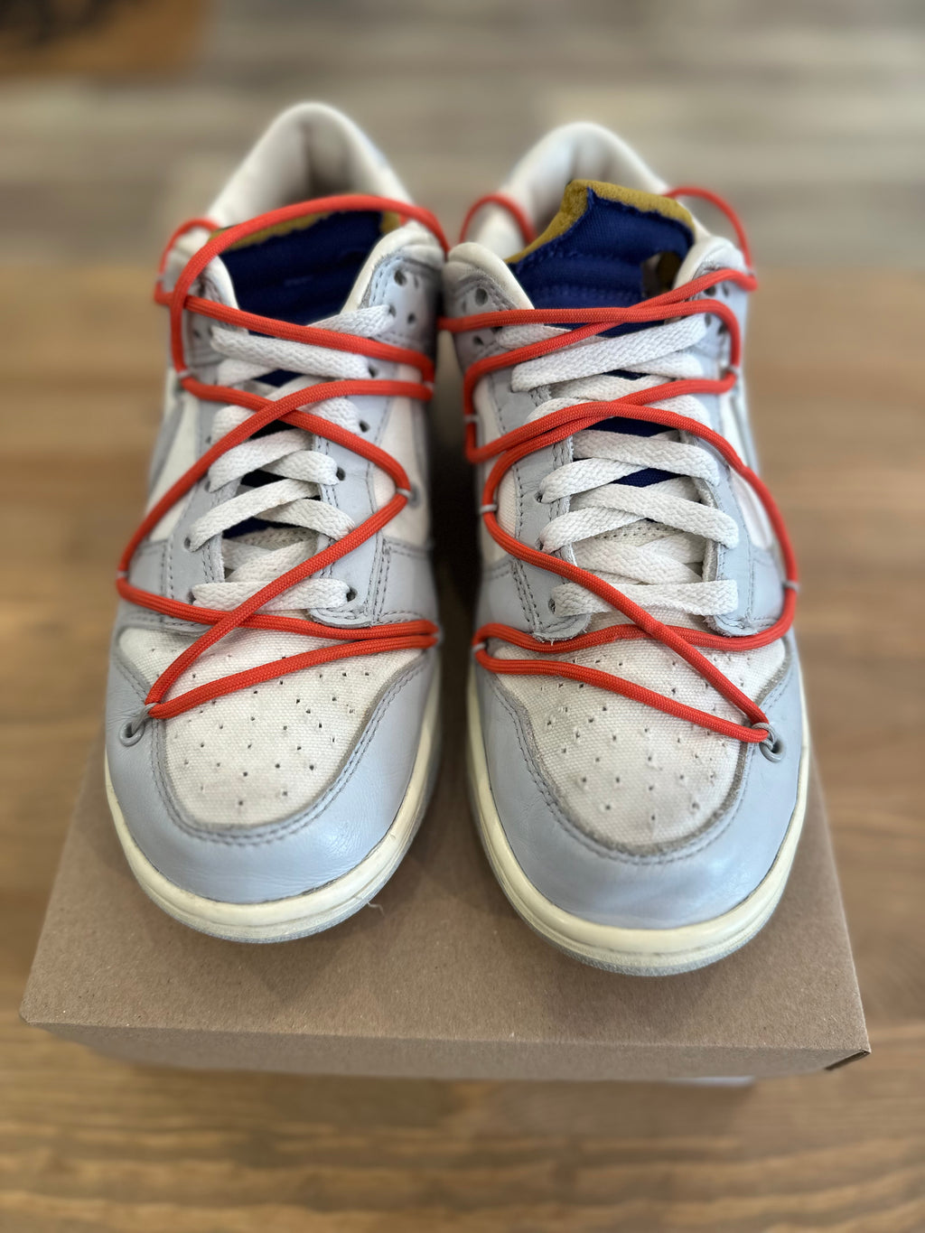 Nike dunk low off White lot 23 ( taille 41 )