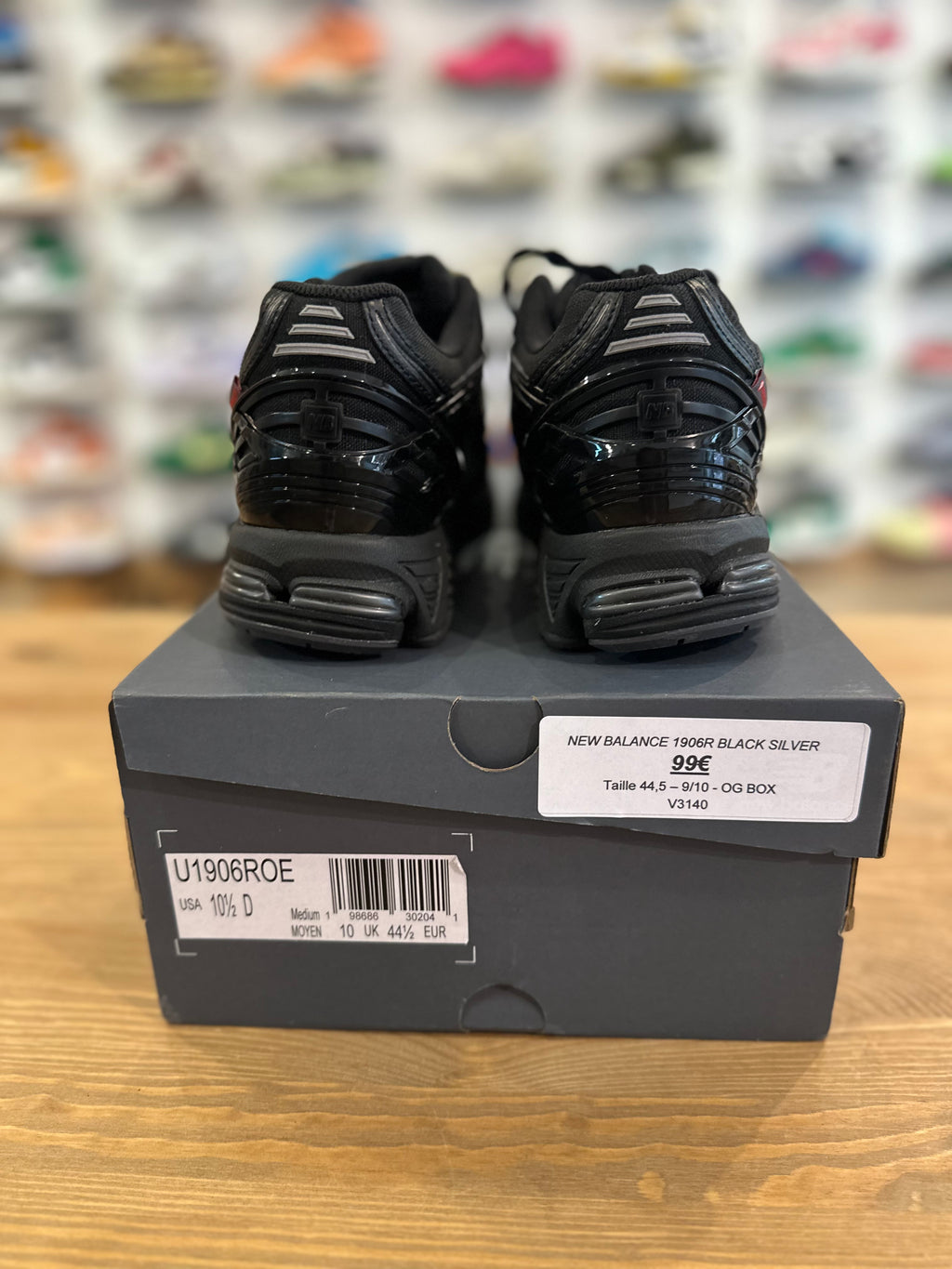 New balance 1906r black Silver ( taille 44,5 )