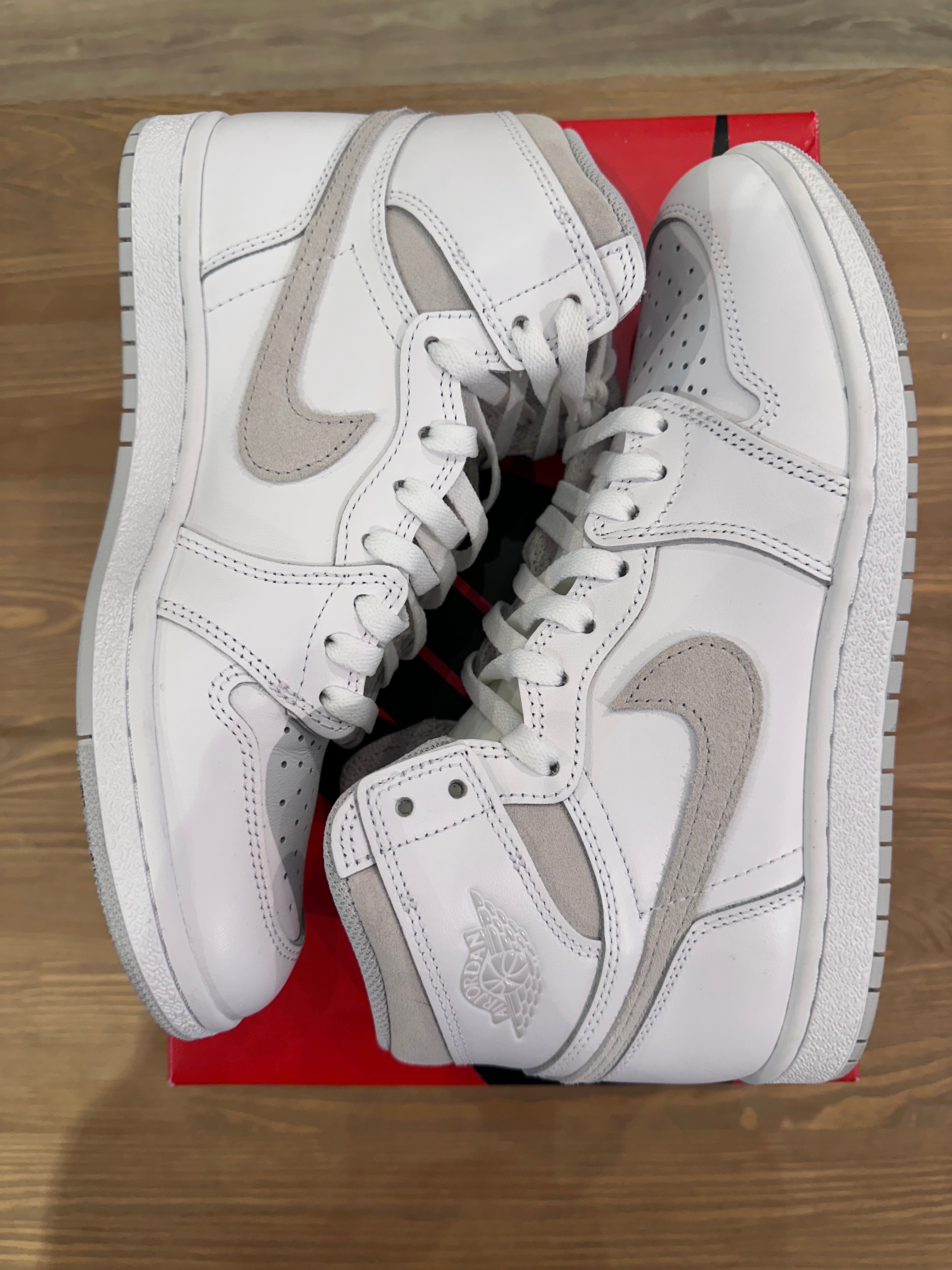 Nike Jordan 1 high 85 neutral grey ( taille 42 )