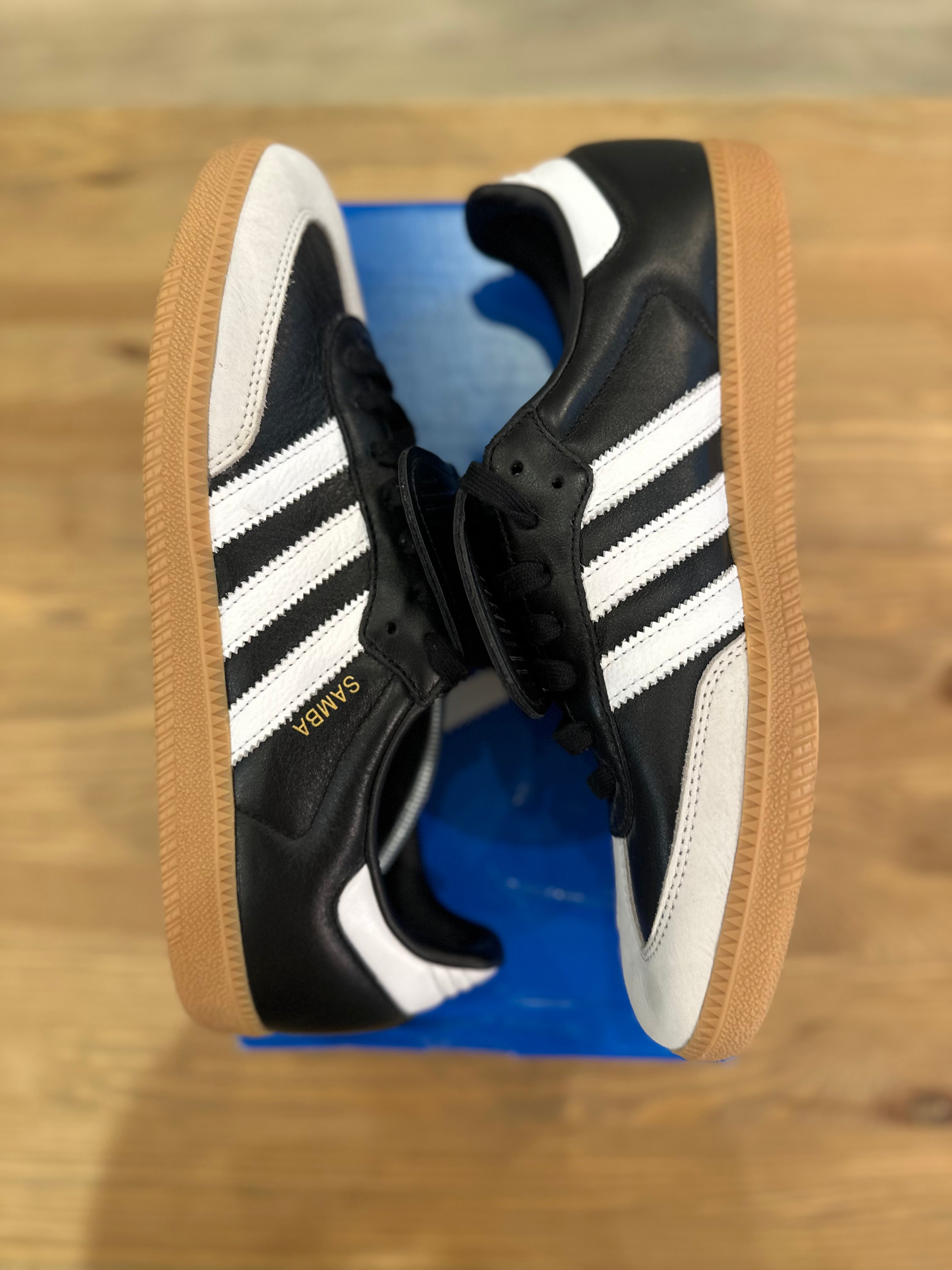 Adidas samba lt black ( taille 44 2/3 )