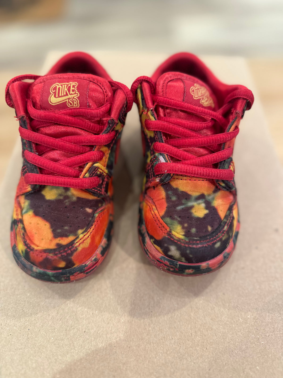 Nike sb dunk low wizzard of oZ ( taille 23,5 )
