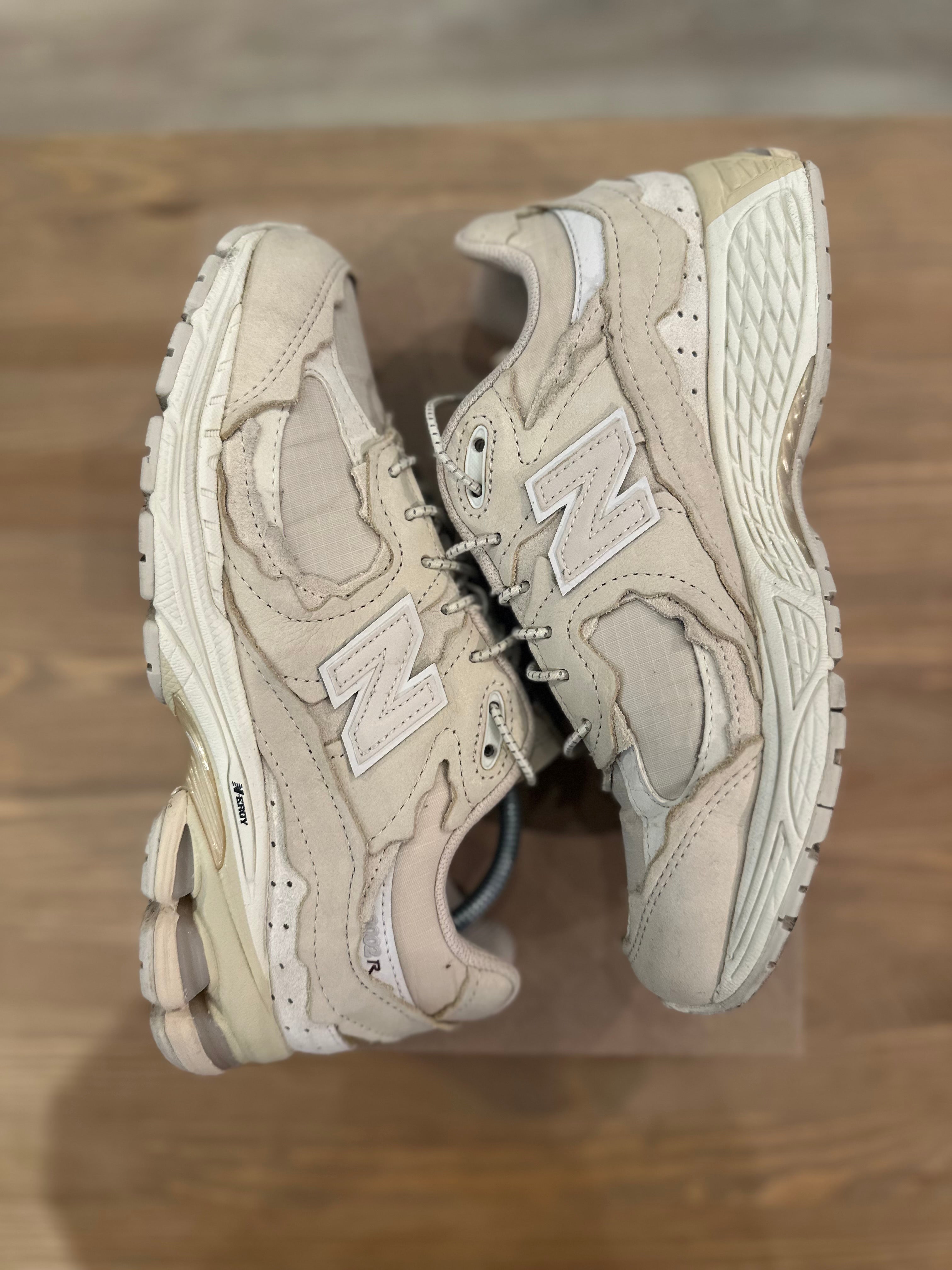 New balance 2002r protection pack ( taille 38,5 )
