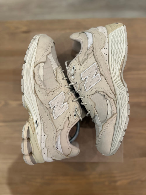 New balance 2002r protection pack ( taille 38,5 )