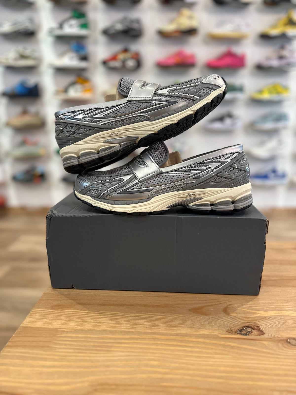 New balance 1906 loaefer metallic ( taille 44 )