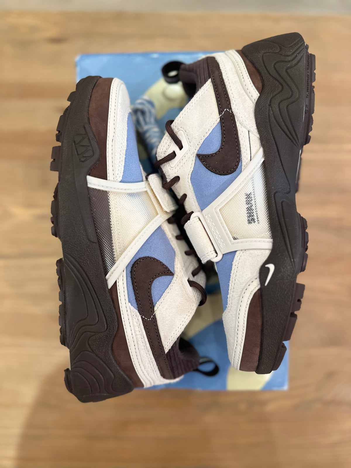 Nike zoom field jaxx Travis Scott leche blue ( taille 38,5 )