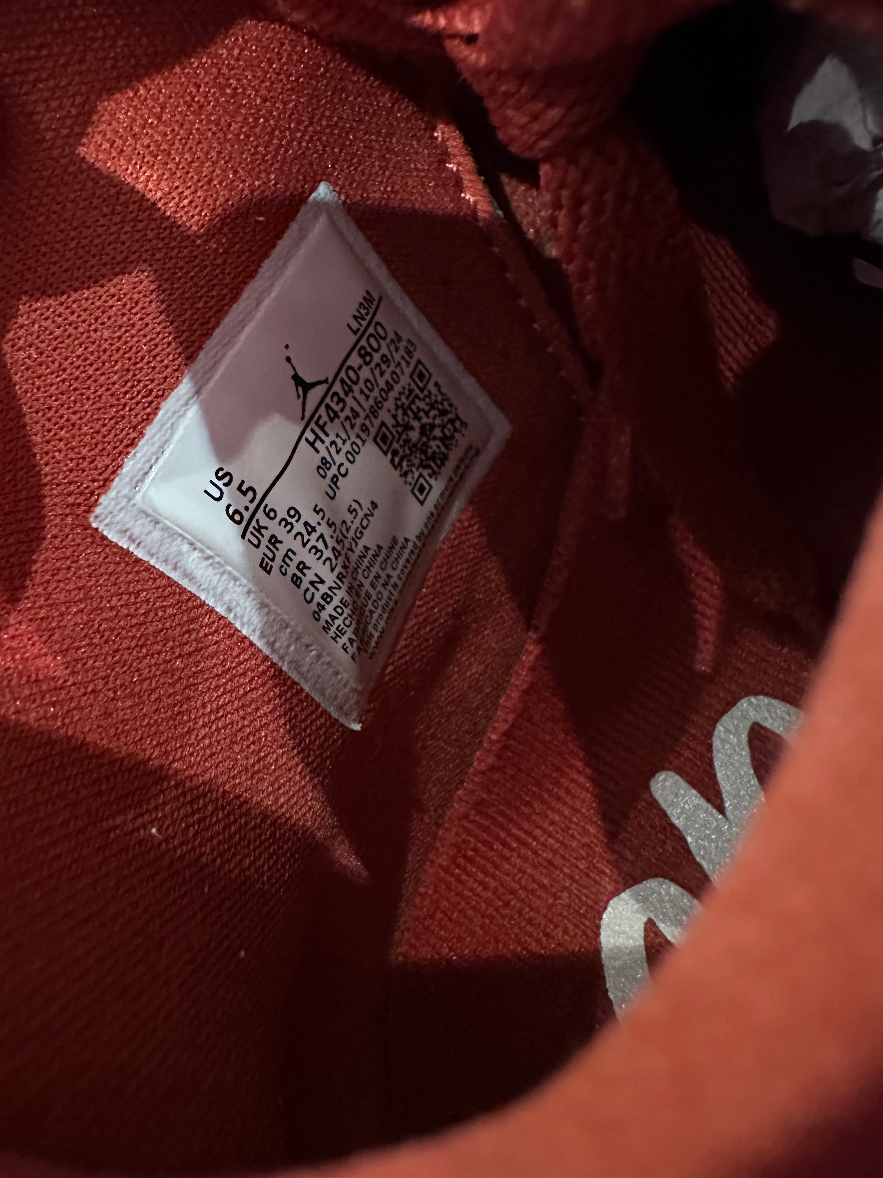 Nike Jordan 4 rétro Nigel Sylvester brick ( taille 39 )