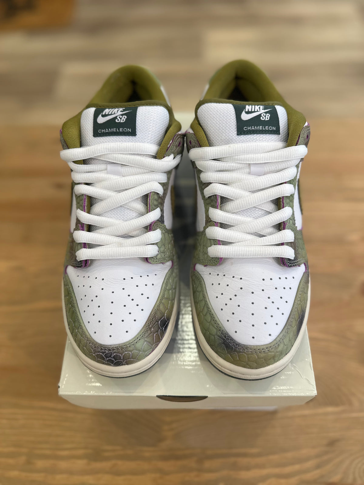 Nike sb dunk low Alexis sablone chameleon ( taille 42,5 )