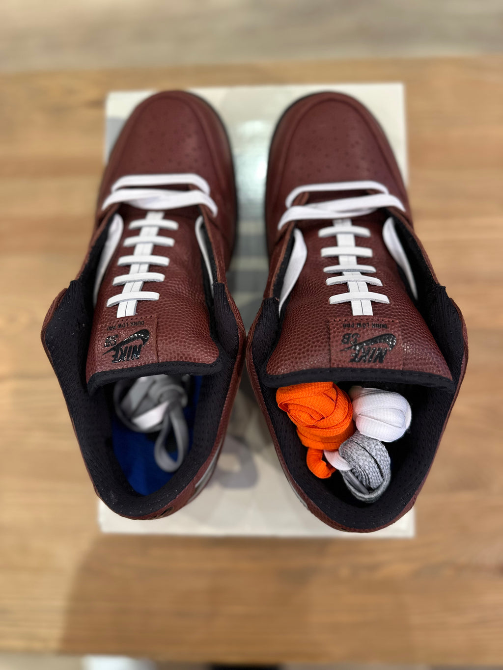 Nike sb dunk low limosine skateboards ( taille 44 )
