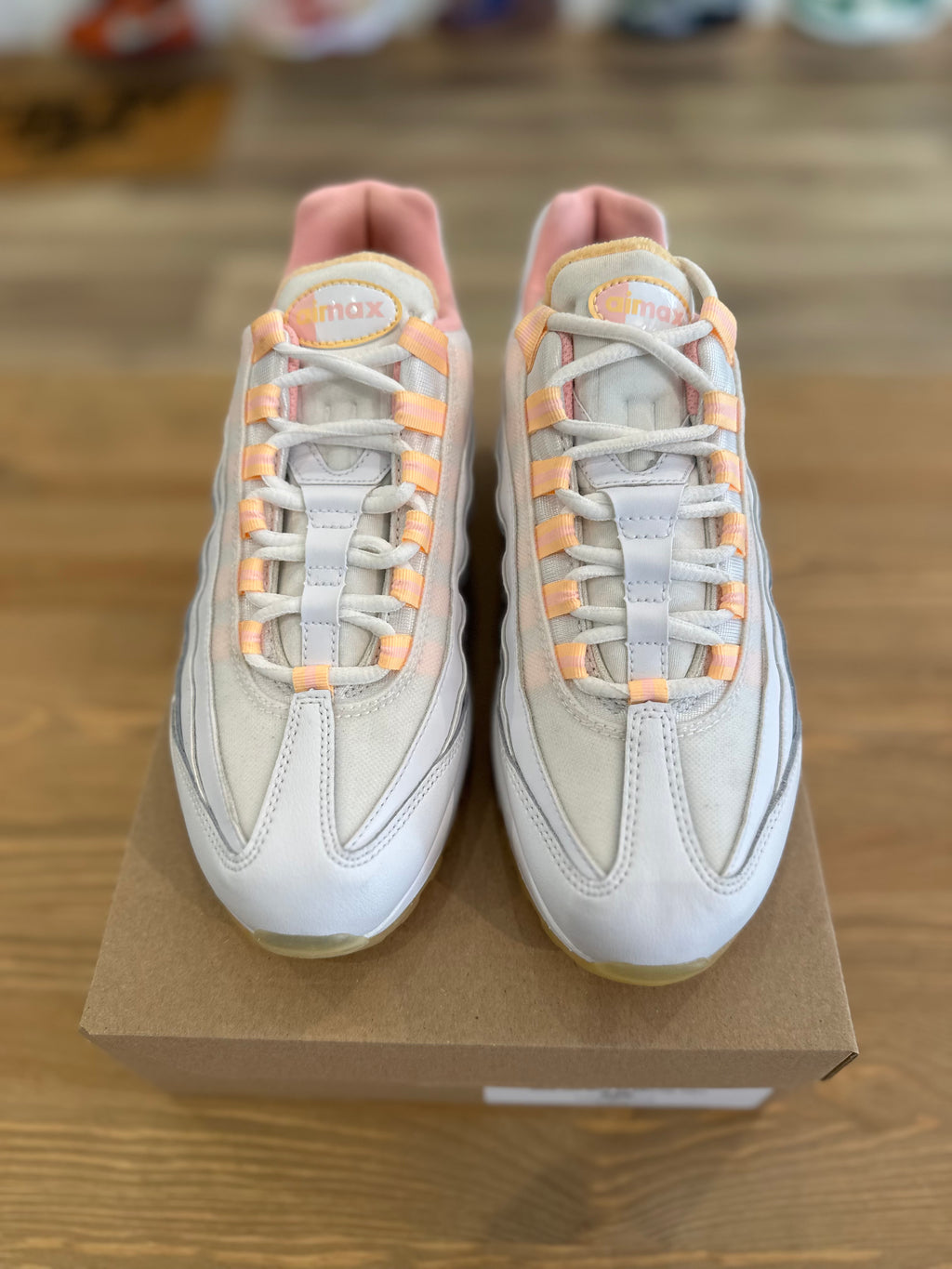 Nike air Max 95 melon tint ( taille 39 )