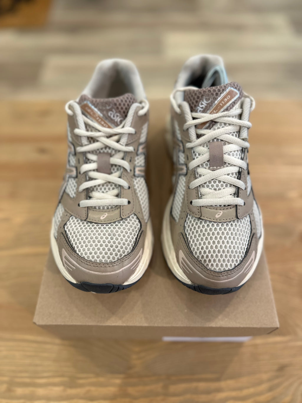 Asics gel 1130 cream ( taille 39 )