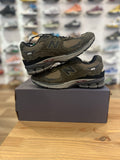 New balance 2002r protection pack dark Moss ( taille 42,5 )