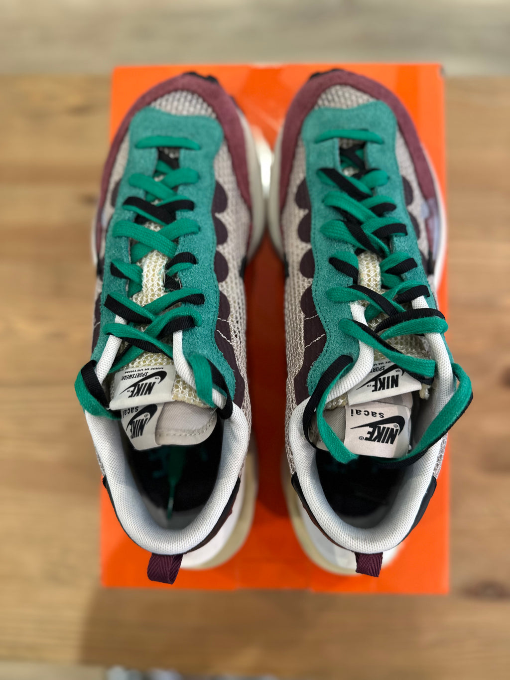 Nike vaporwaffle sacai vilain red ( taille 43 )