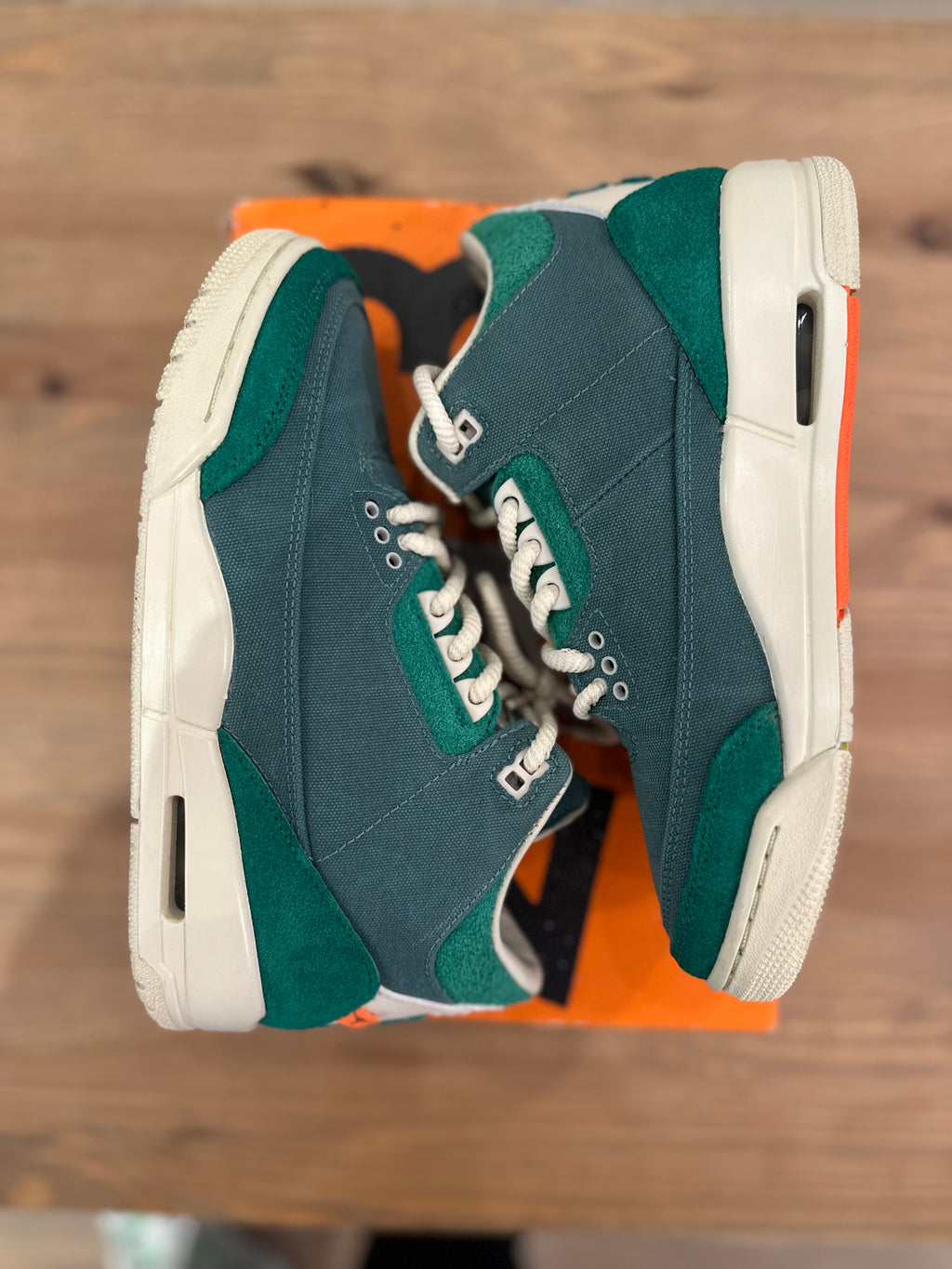 Nike Jordan 3 Nina Chanel