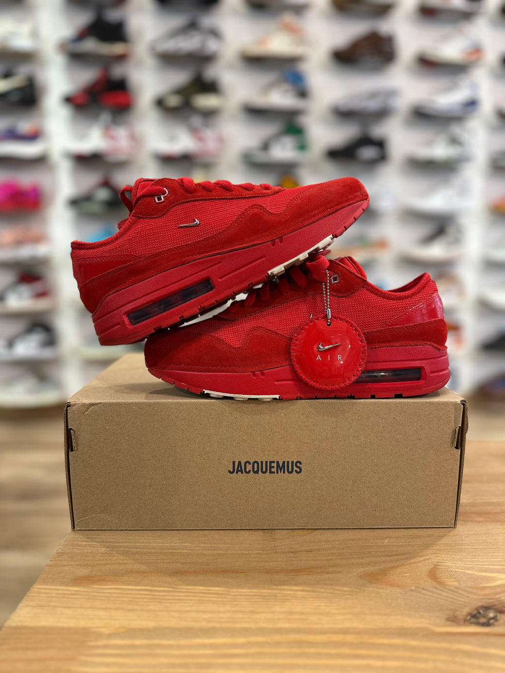 Nike air Max 1 jacquemus red ( taille 40,5 )