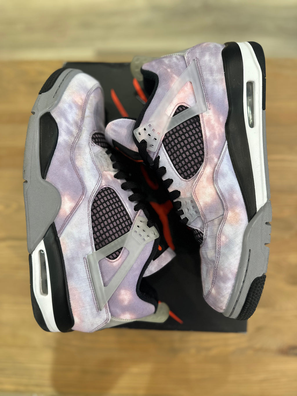 Nike Jordan 4 rétro zen master ( taille 44,5 )