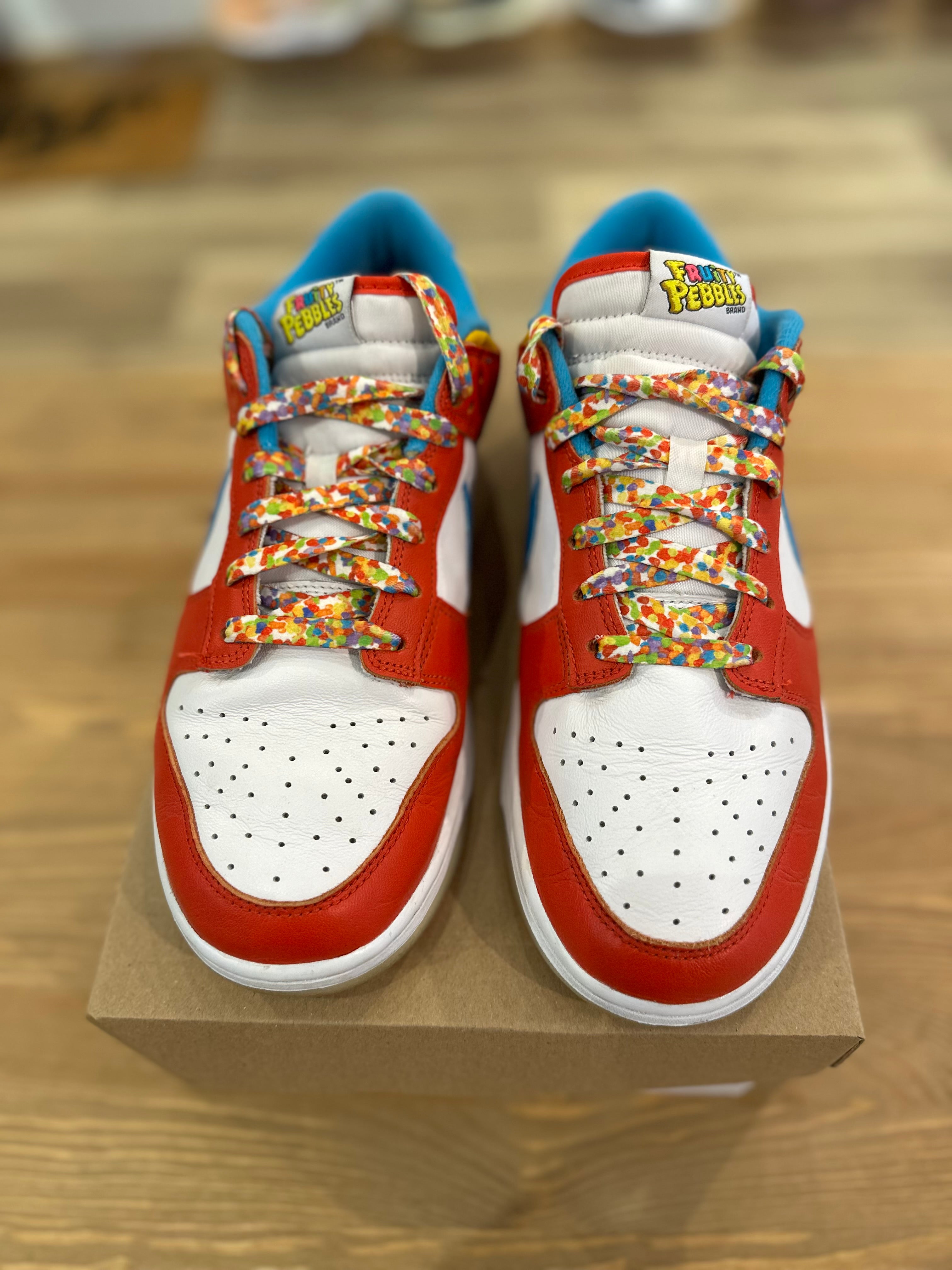 Nike dunk low lebron james ( taille 43 )