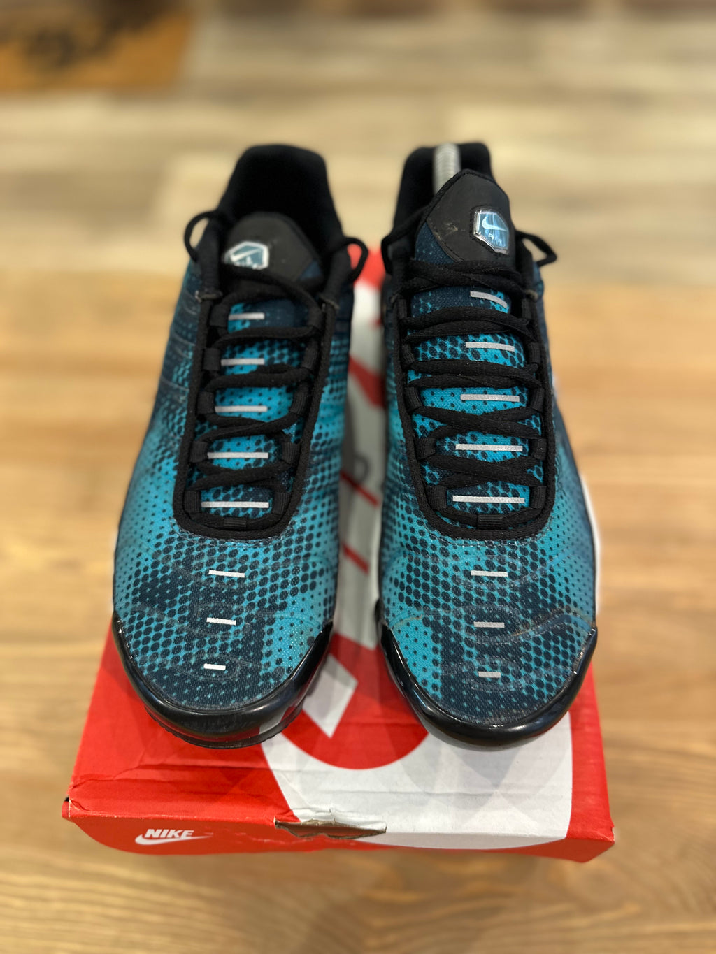 Nike air Max plus dot patern ( taille 39 )