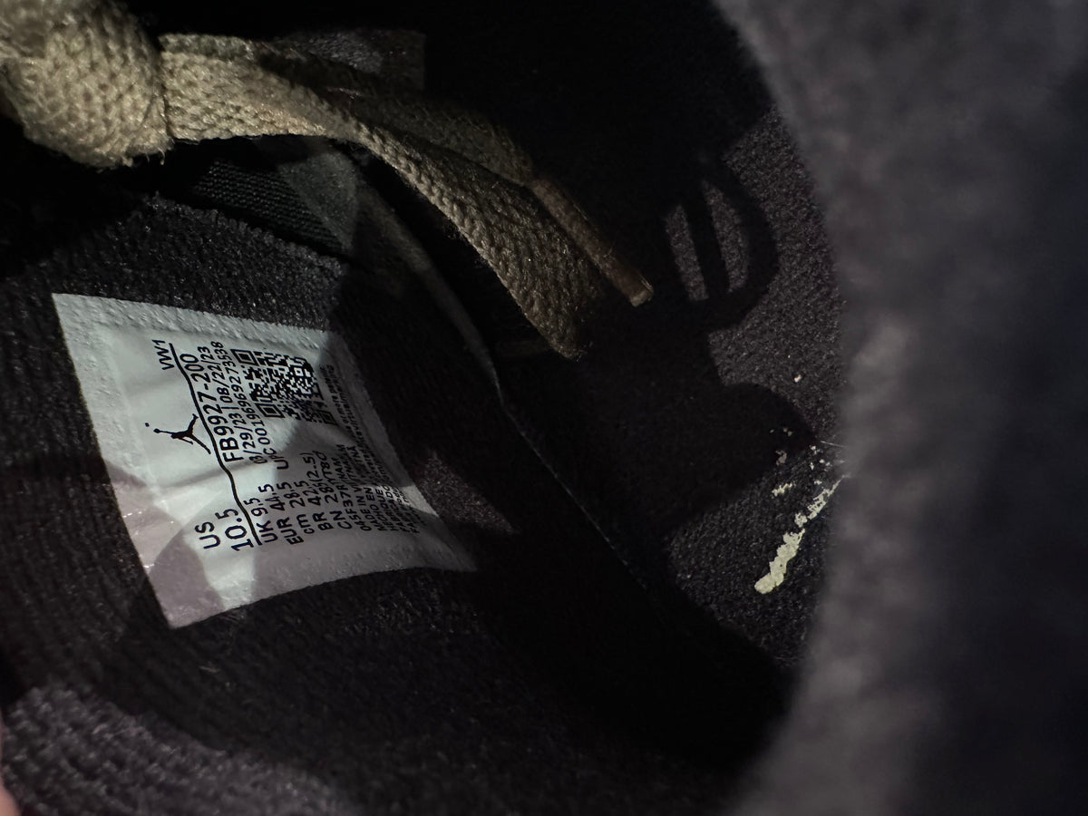 Nike Jordan 4 Rétro craft olive ( taille 44,5 )